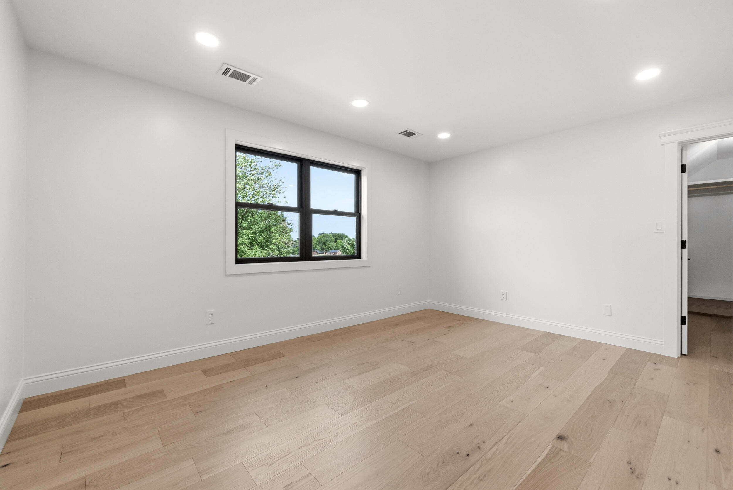 2202 Bahama Road Property Photo 55
