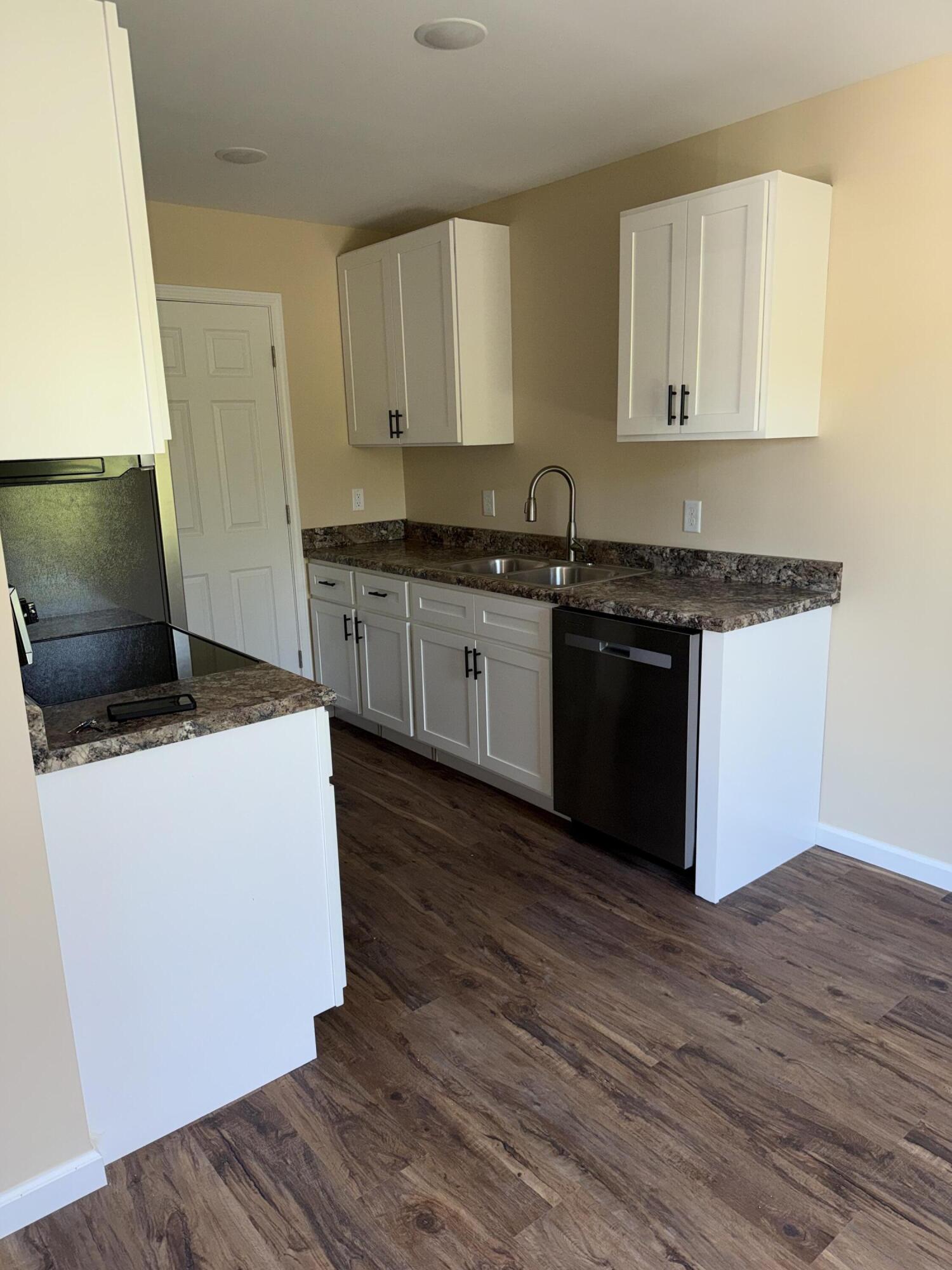 103 Valley Street Property Photo 24