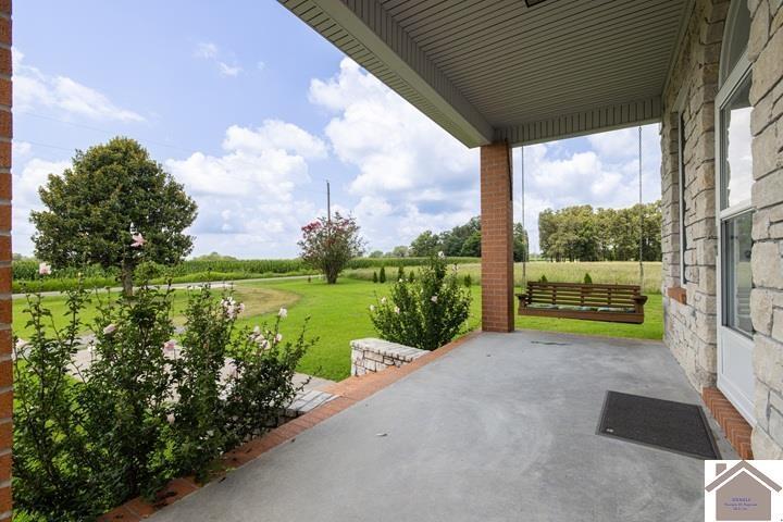 2616 State Route 440 Property Photo 5