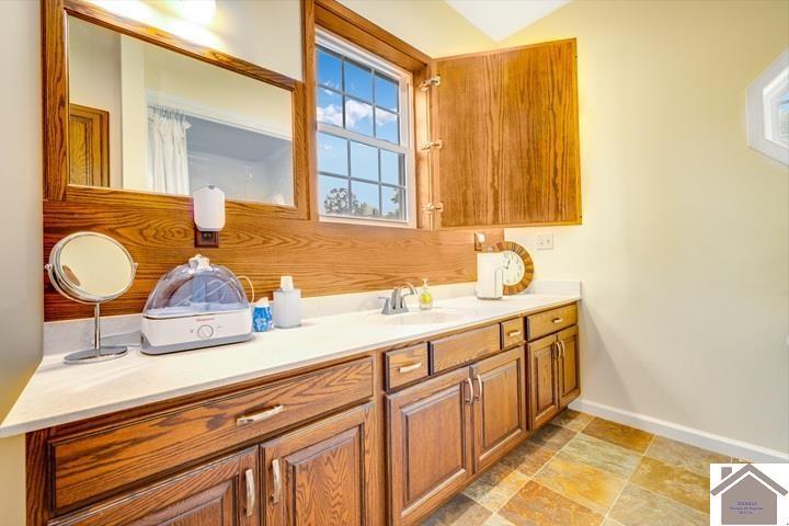 2616 State Route 440 Property Photo 20