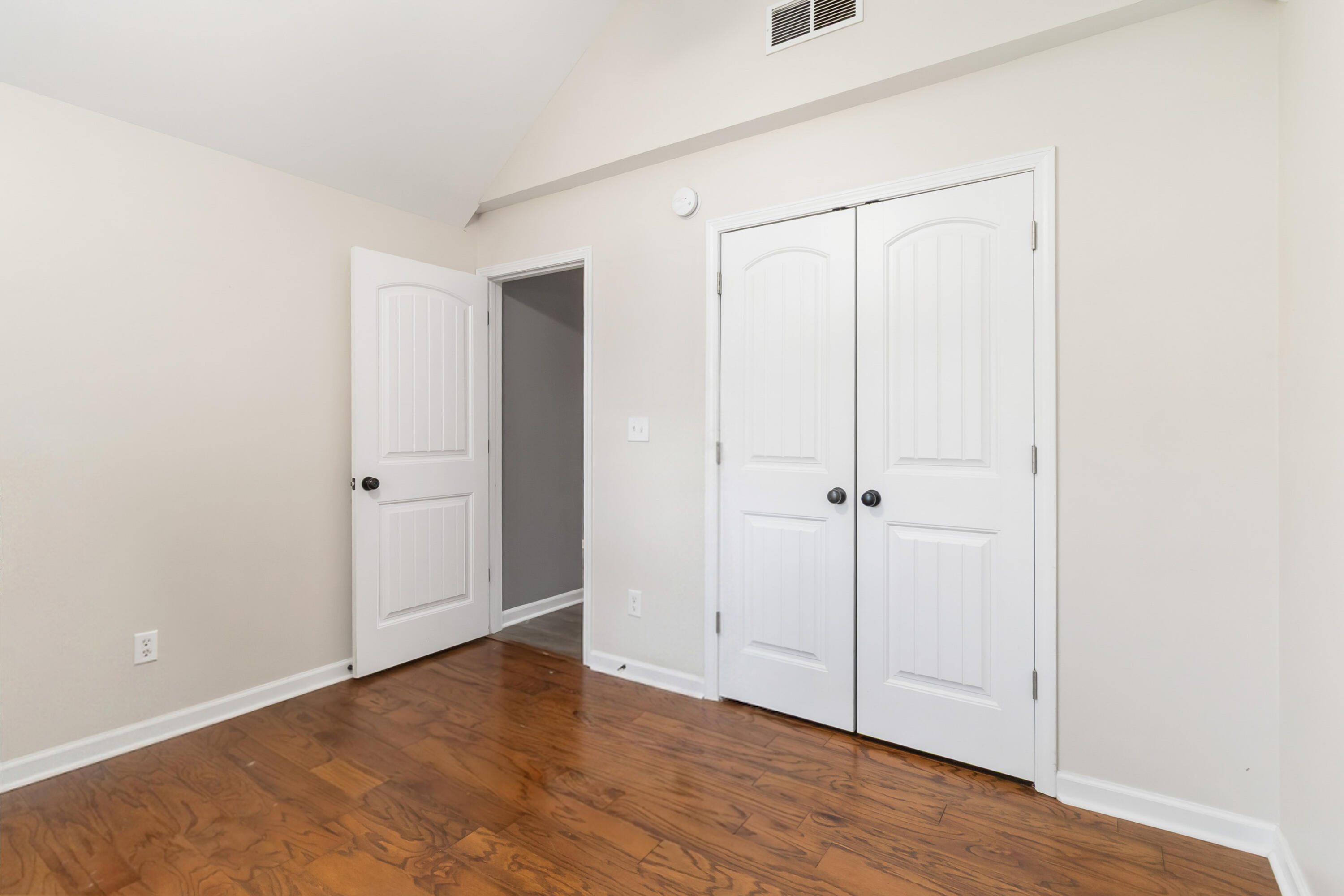 201 Nelson Park Property Photo 18