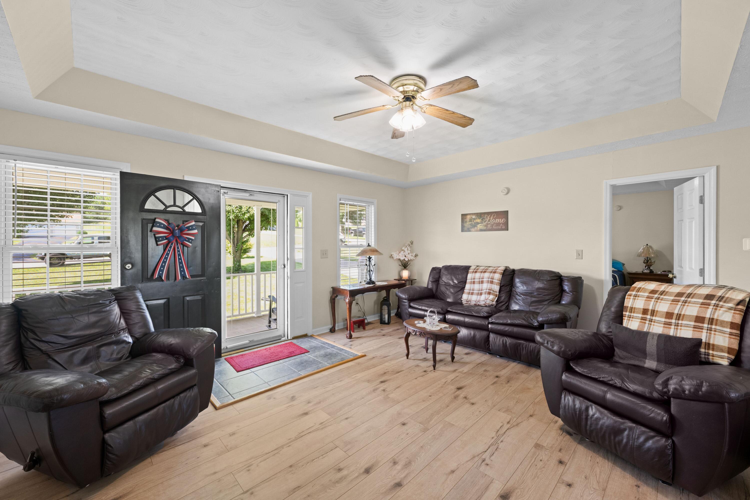 143 Rolling Meadows Drive Property Photo 4