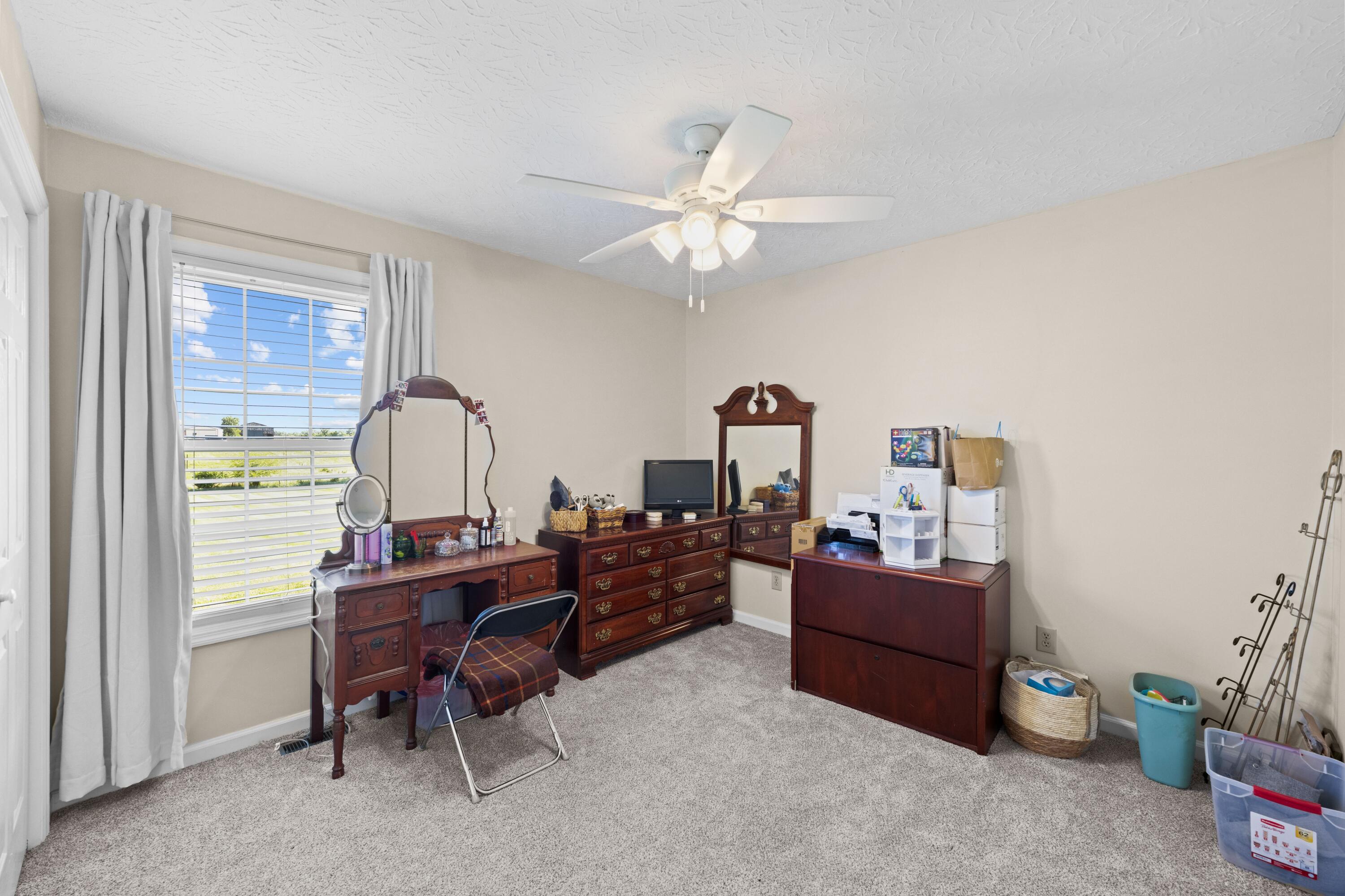 143 Rolling Meadows Drive Property Photo 14