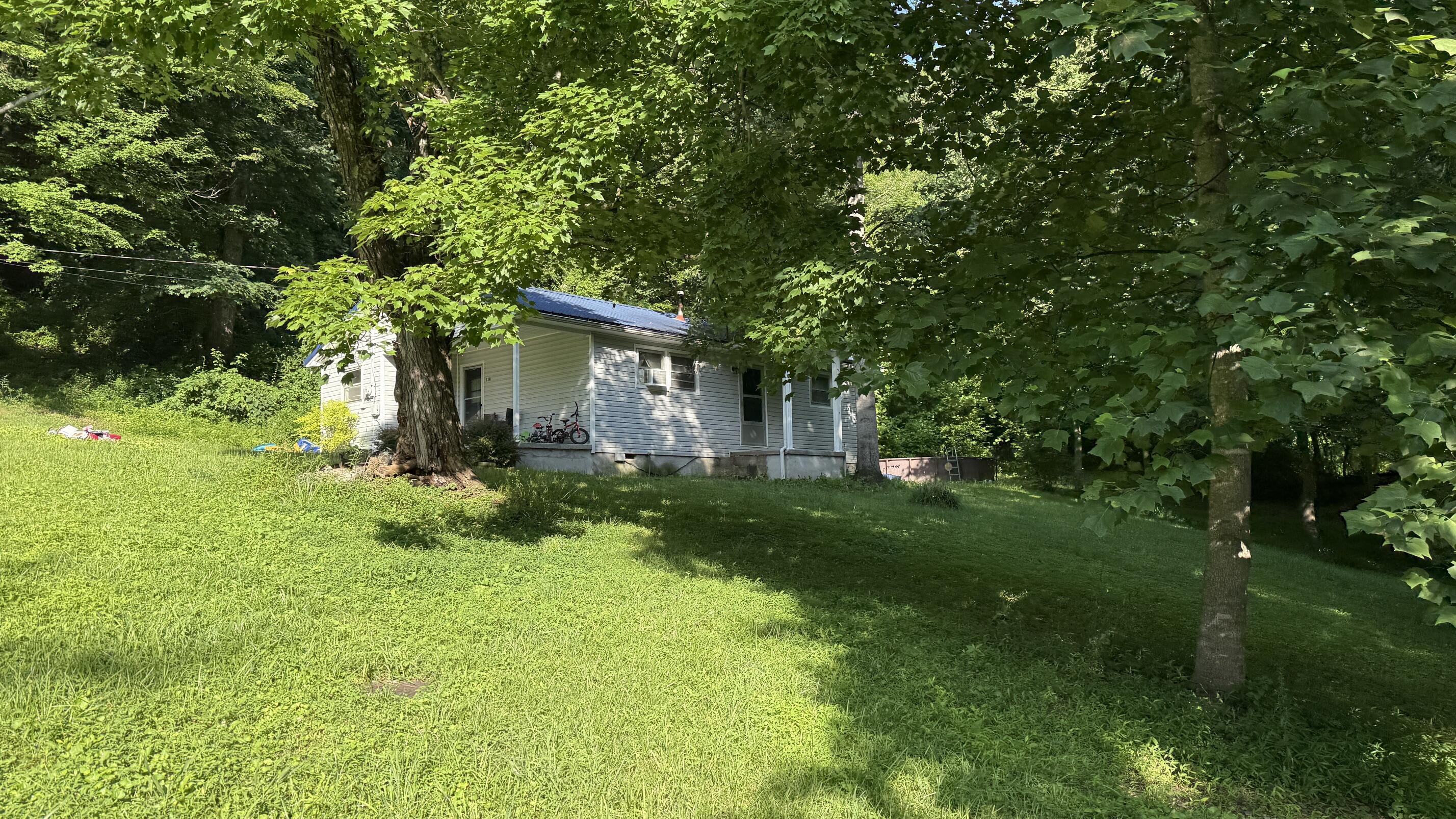 750 Property Photo 4