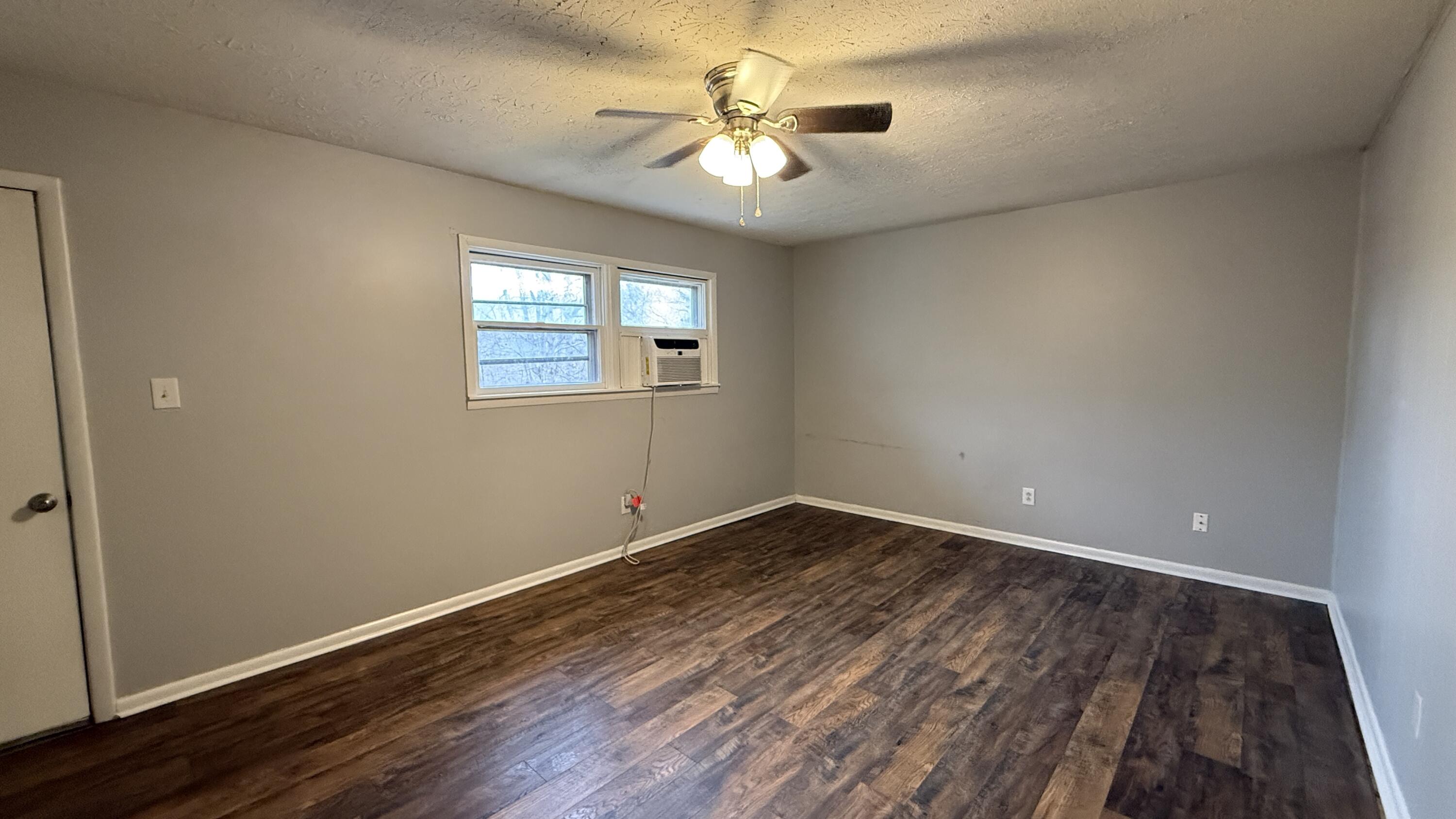 750 Property Photo 7