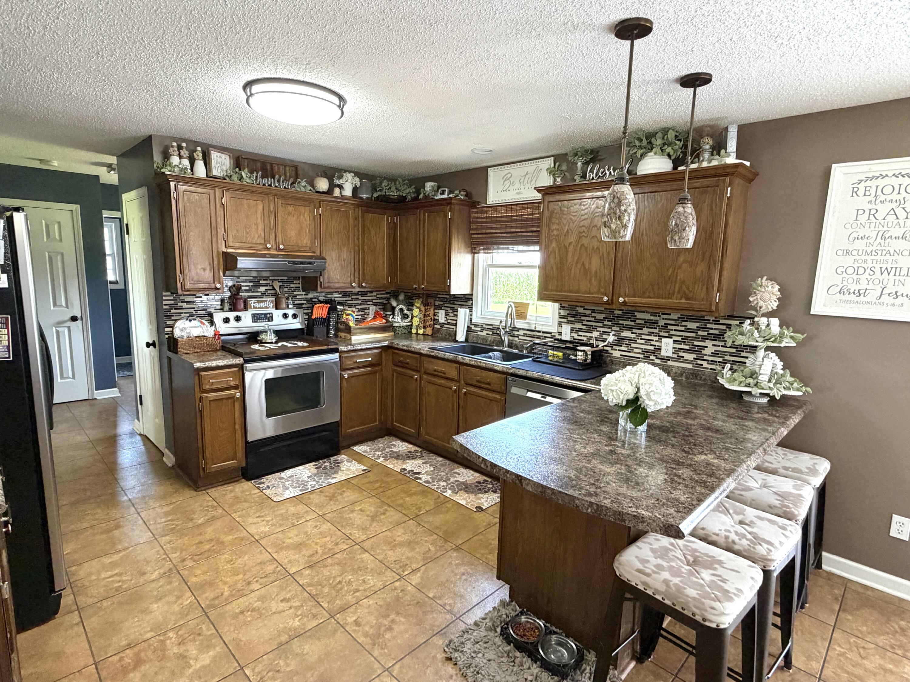 1162 Cavender Road Property Photo 18