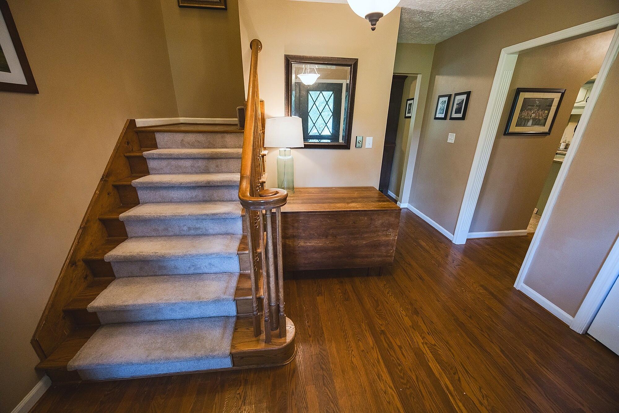 111 Lone Oak Drive Property Photo 6