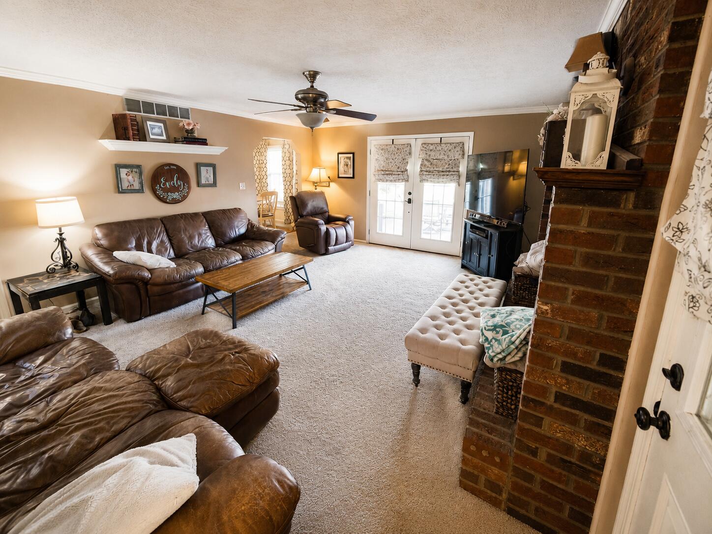 111 Lone Oak Drive Property Photo 18