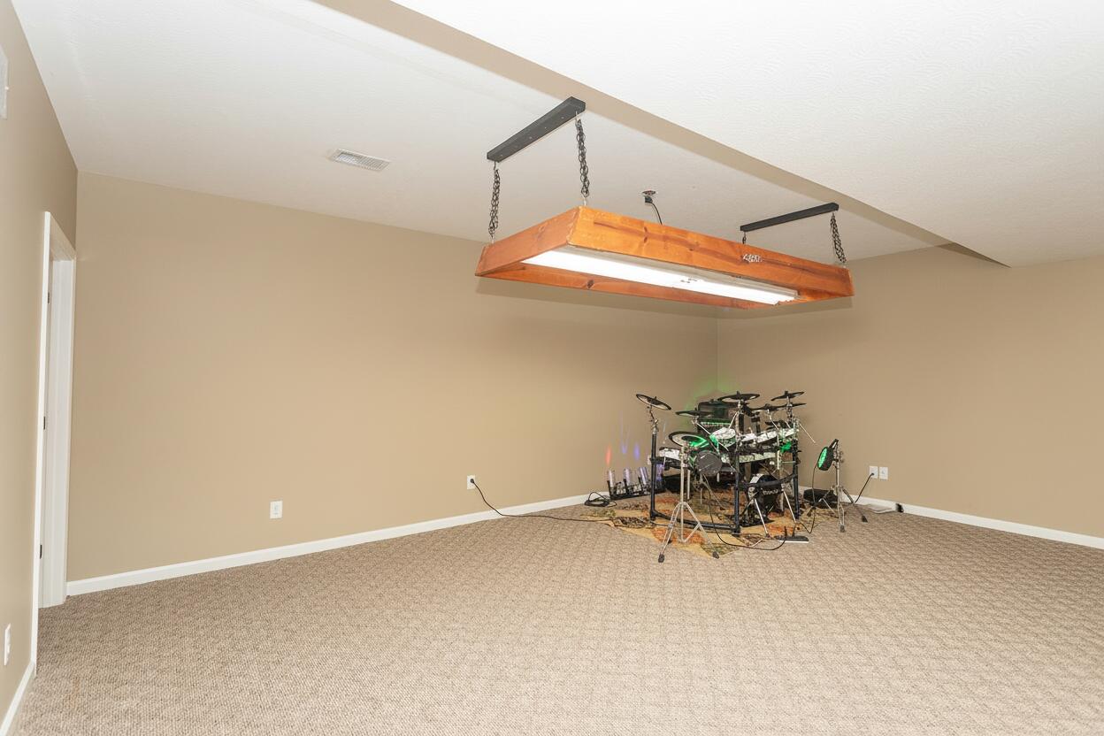 399 Harlow Lane Property Photo 12