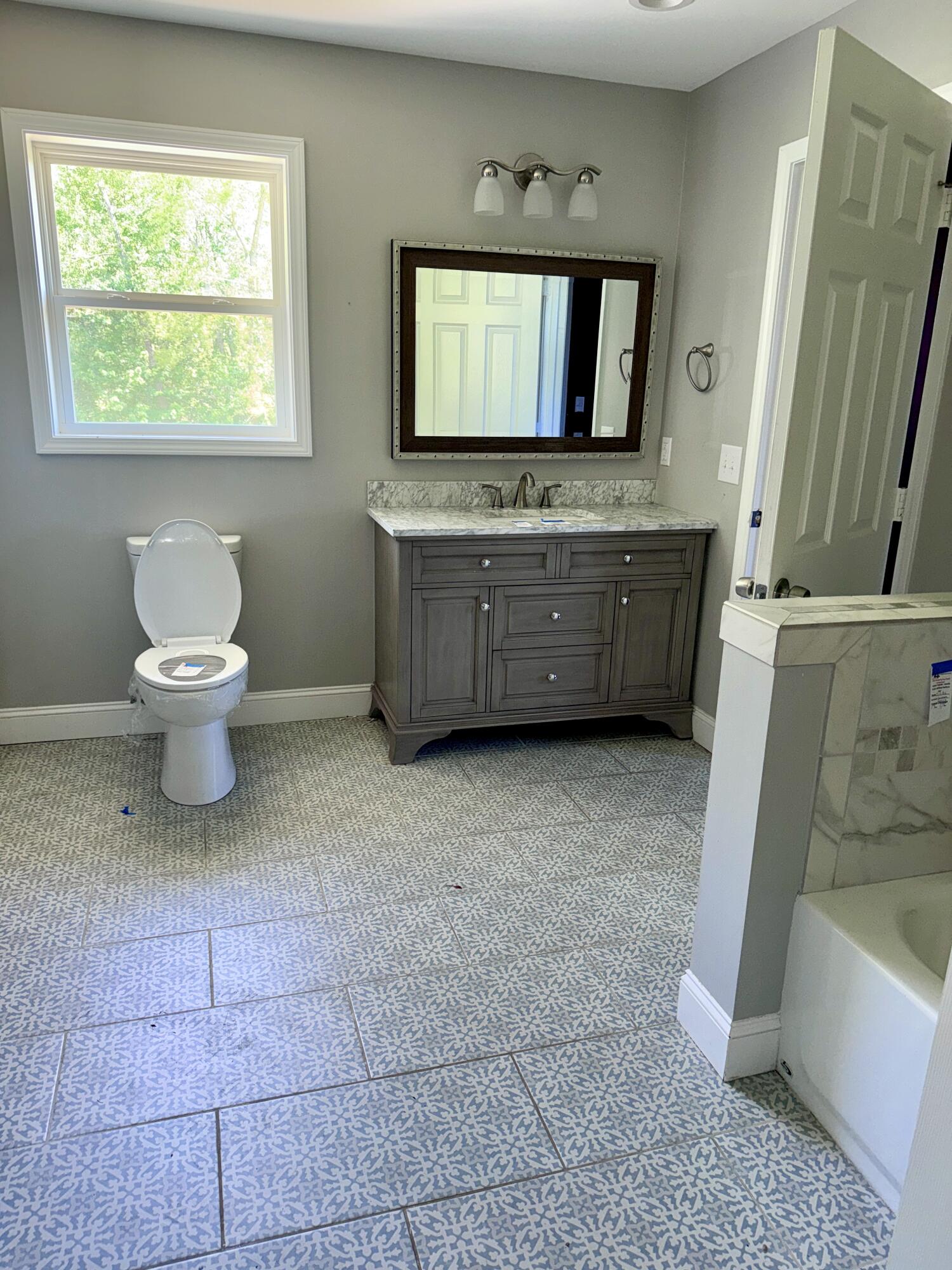 7740 Old Mayfield Road Property Photo 16