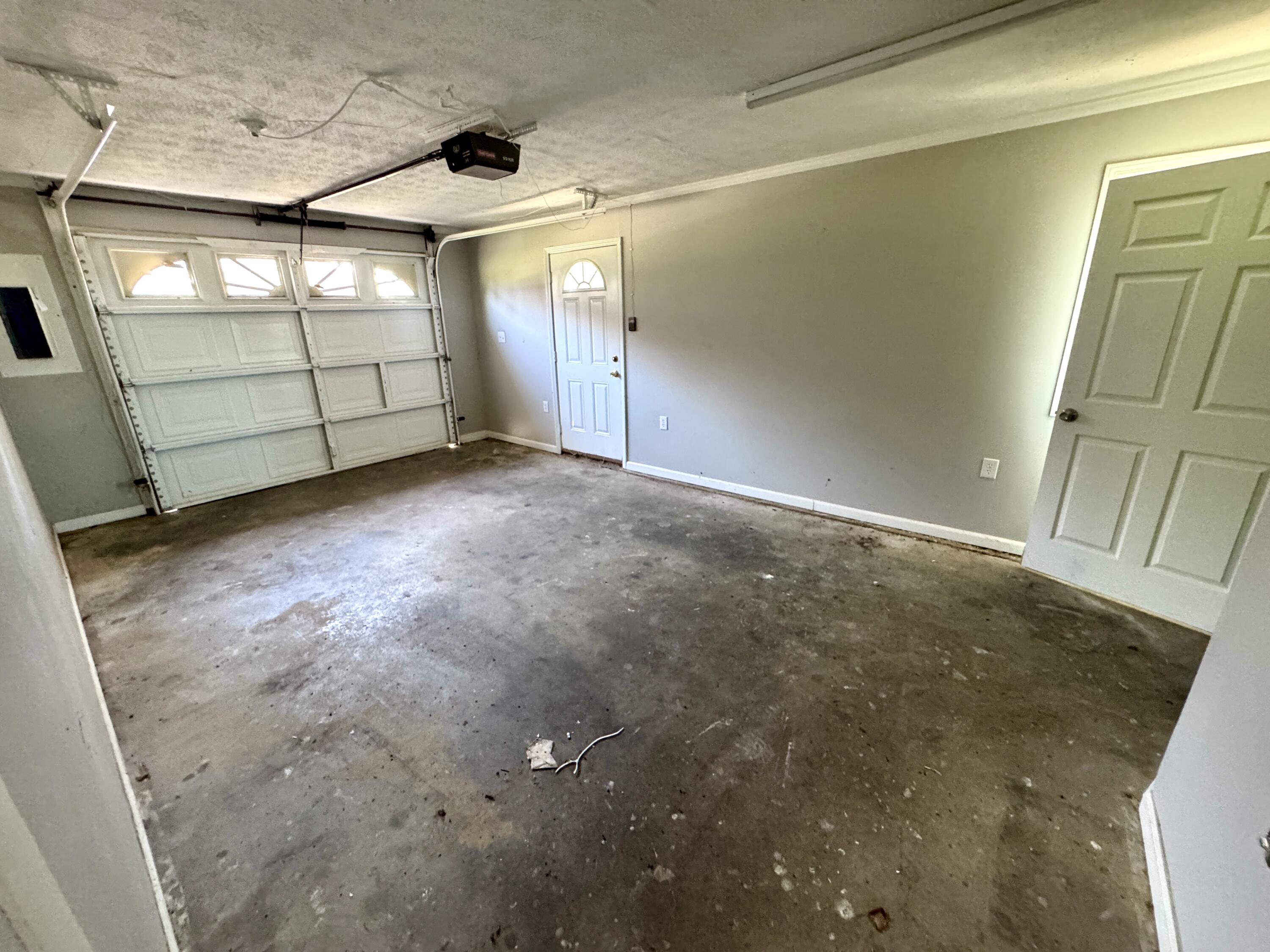 7740 Old Mayfield Road Property Photo 28