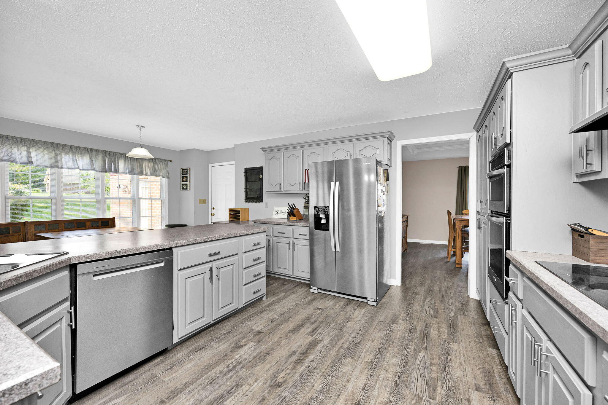 129 Creekside Drive Property Photo 12