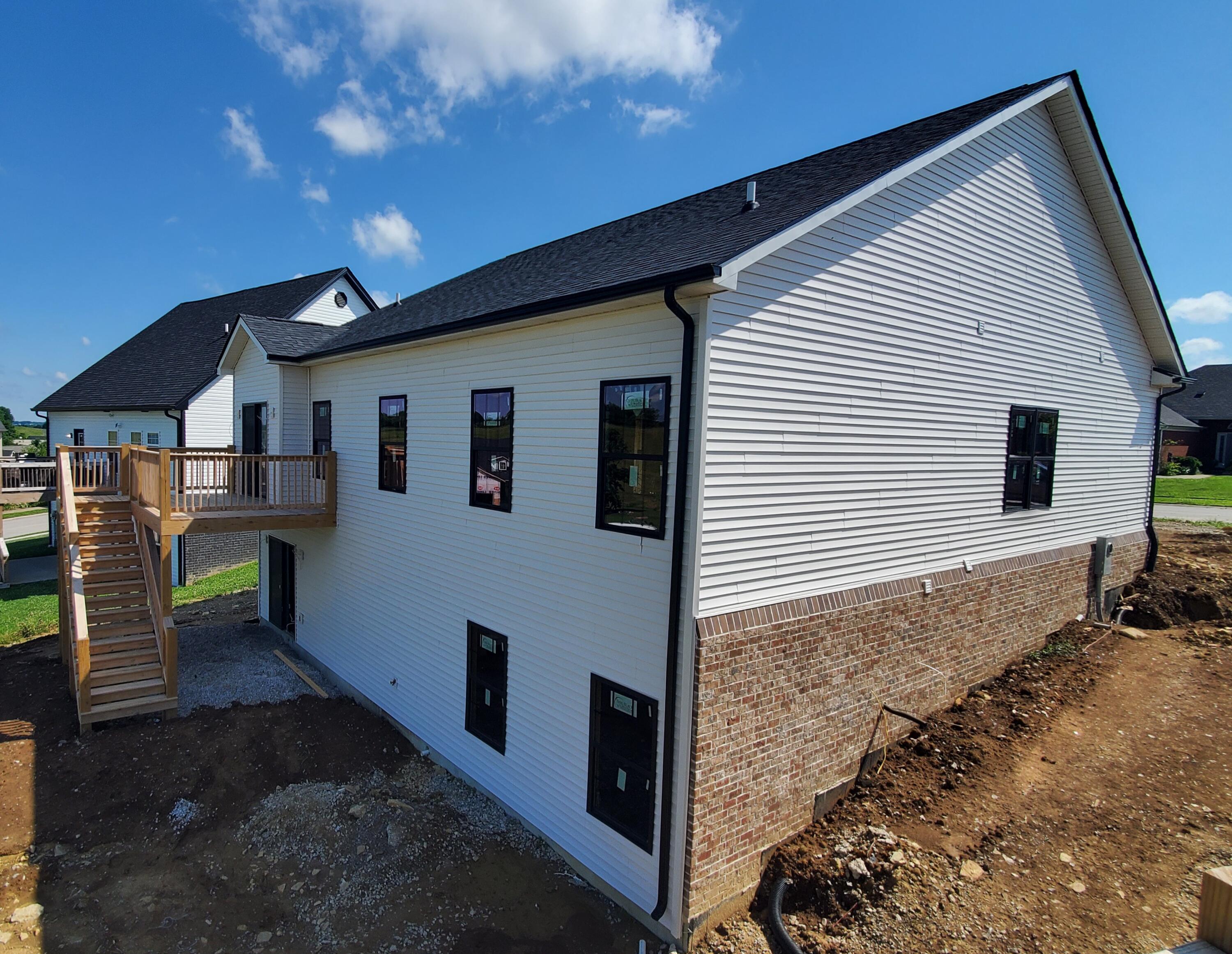 2013 Thorntree Lane Property Photo 2