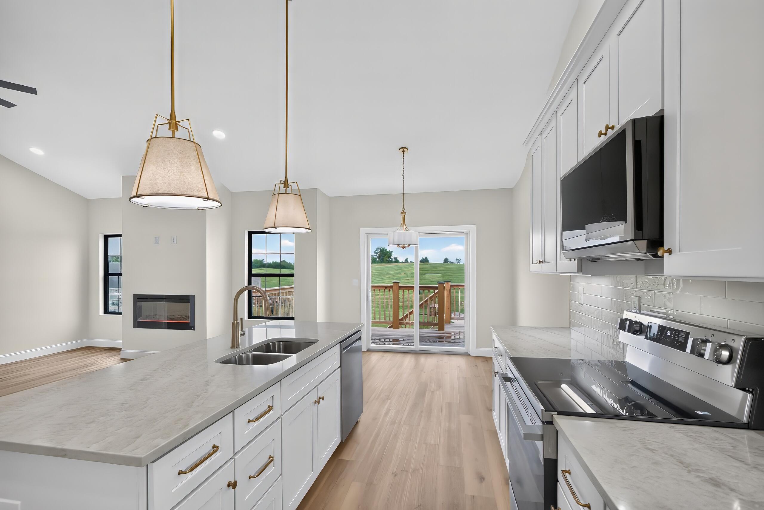2013 Thorntree Lane Property Photo 9