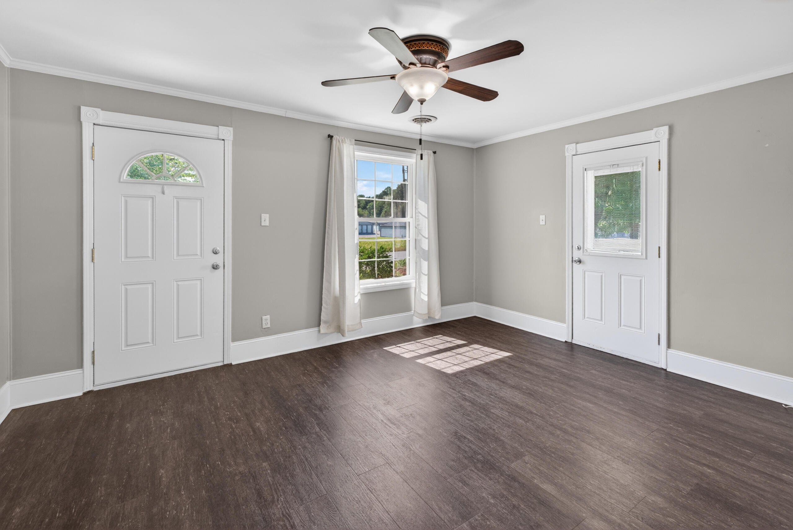 4344 At Massa Dr. Property Photo 8