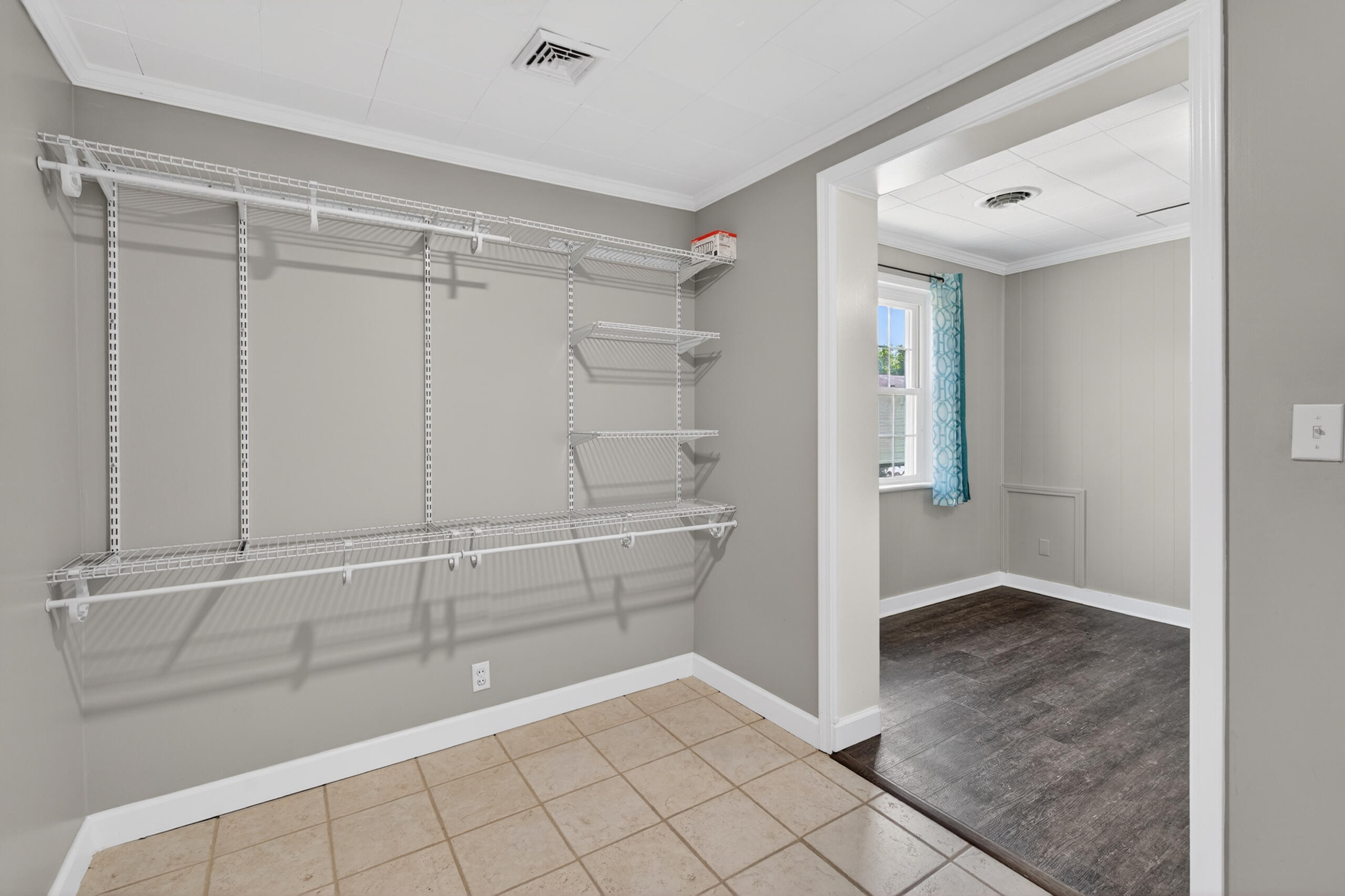 4344 At Massa Dr. Property Photo 27