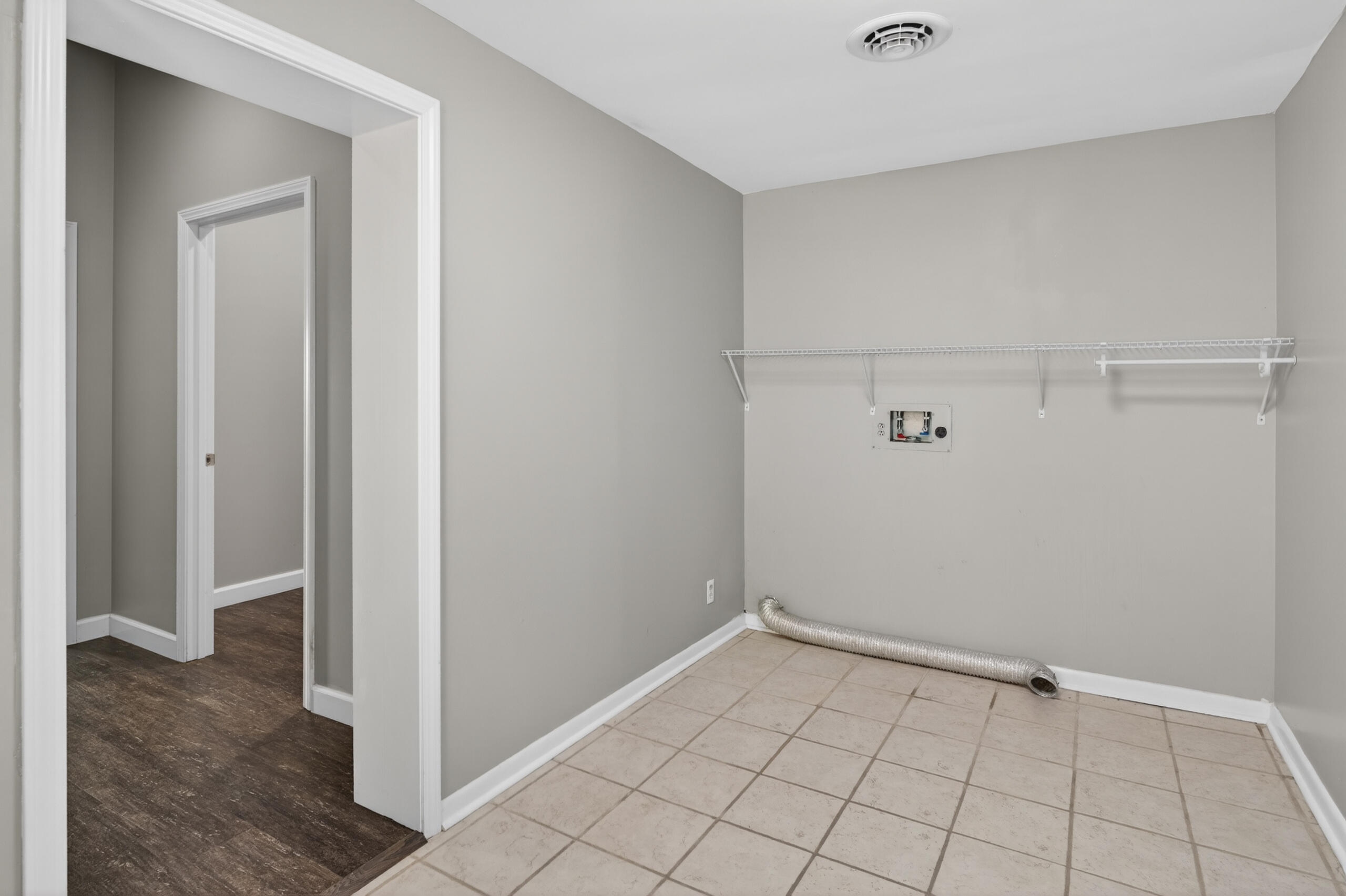4344 At Massa Dr. Property Photo 30
