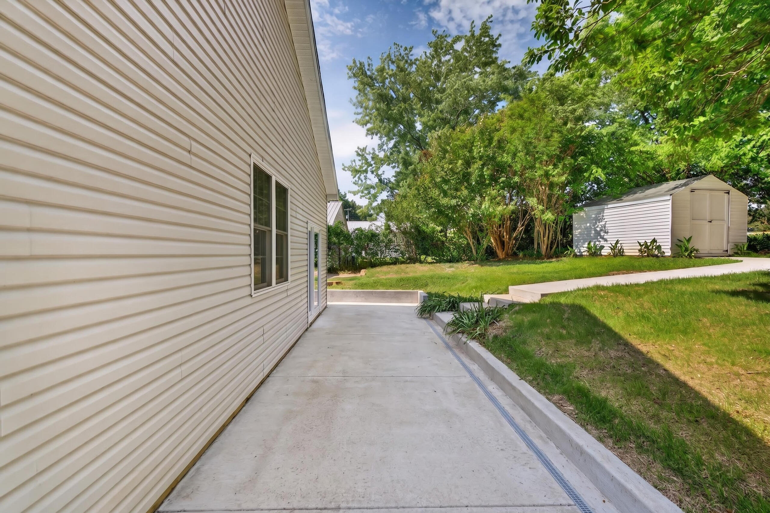 4344 At Massa Dr. Property Photo 36