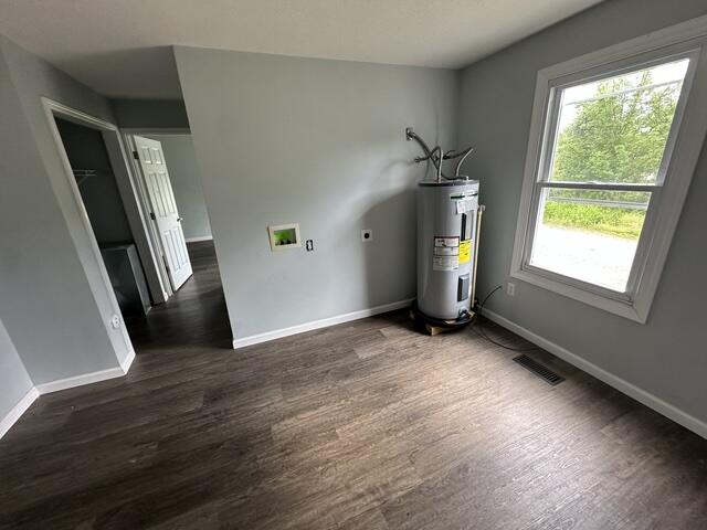 4557 Hendron Road Property Photo 11