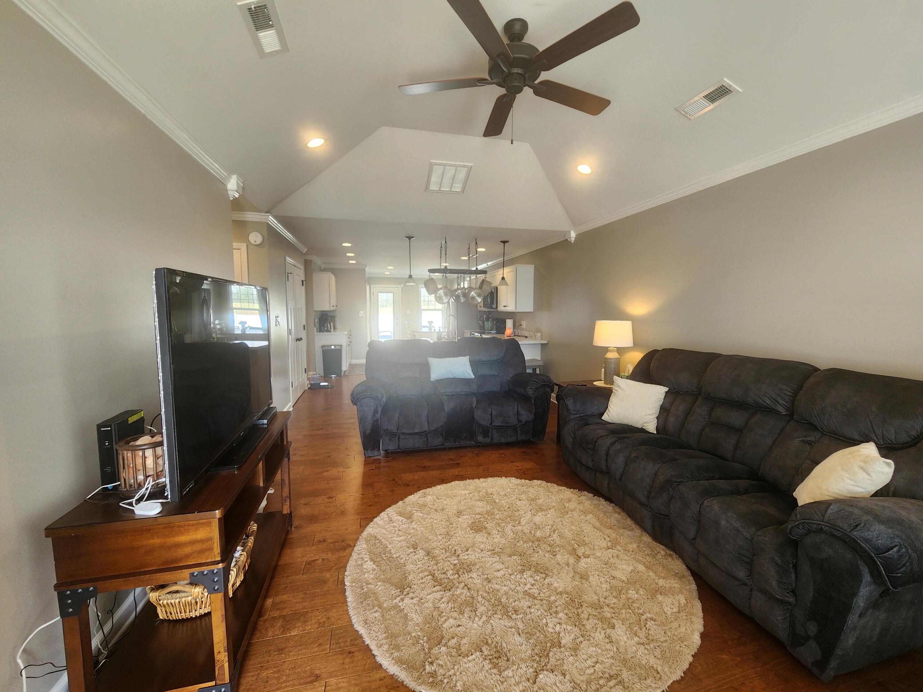 562 Justify Drive Property Photo 3