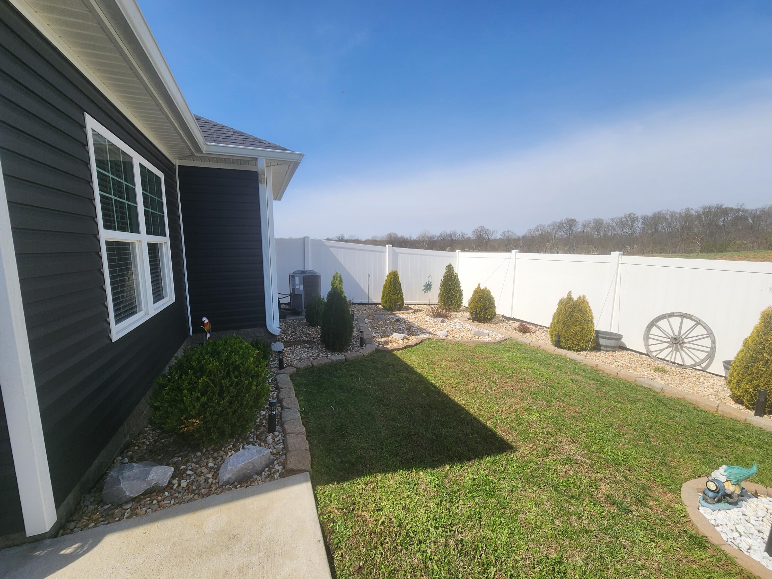 562 Justify Drive Property Photo 20
