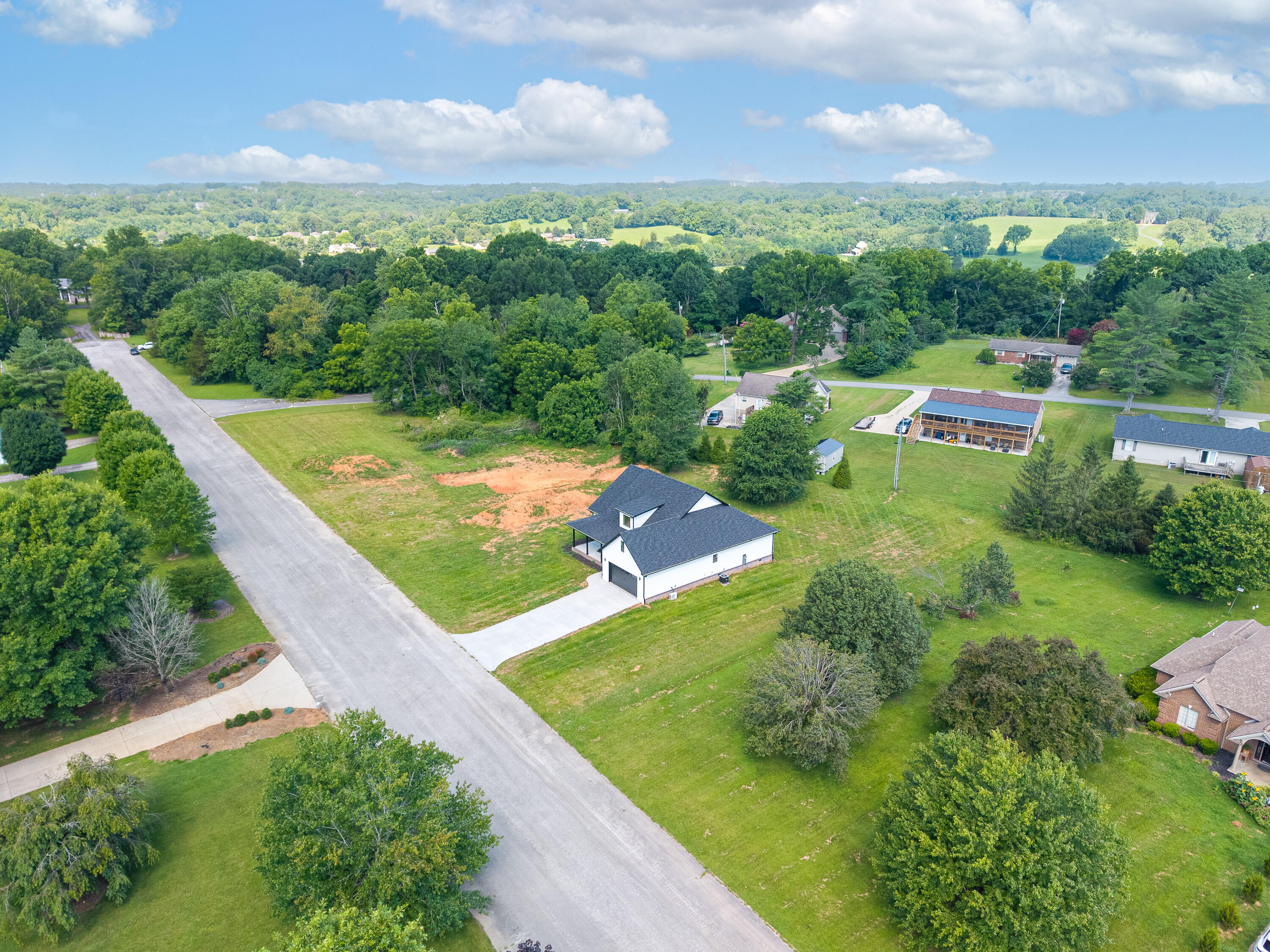 118 Runway Boulevard Property Photo 7