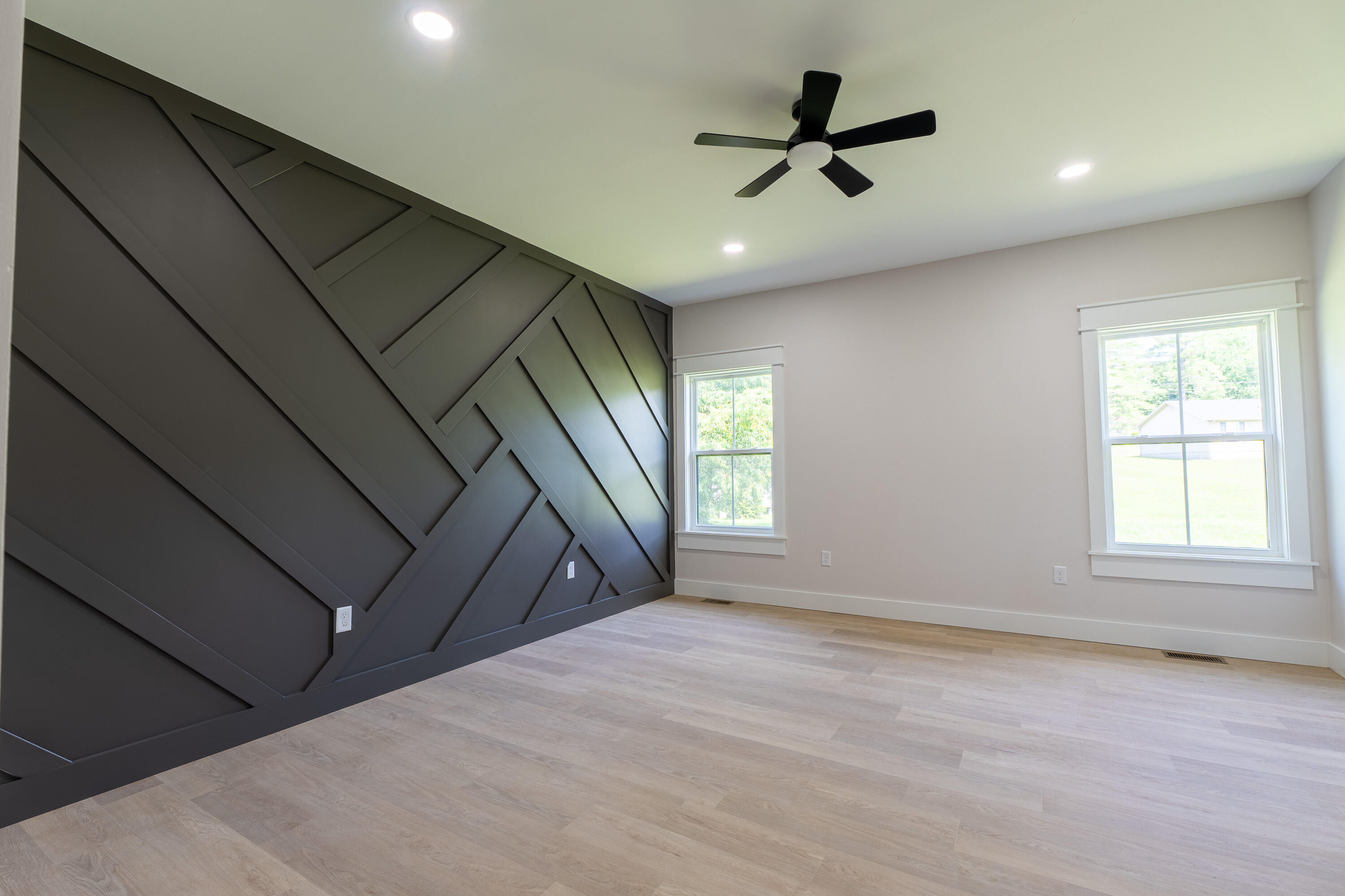 118 Runway Boulevard Property Photo 24