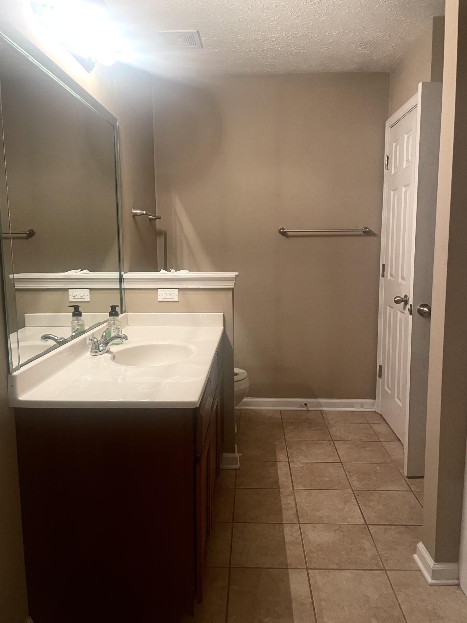 997 Sugarbush Trail Property Photo 6