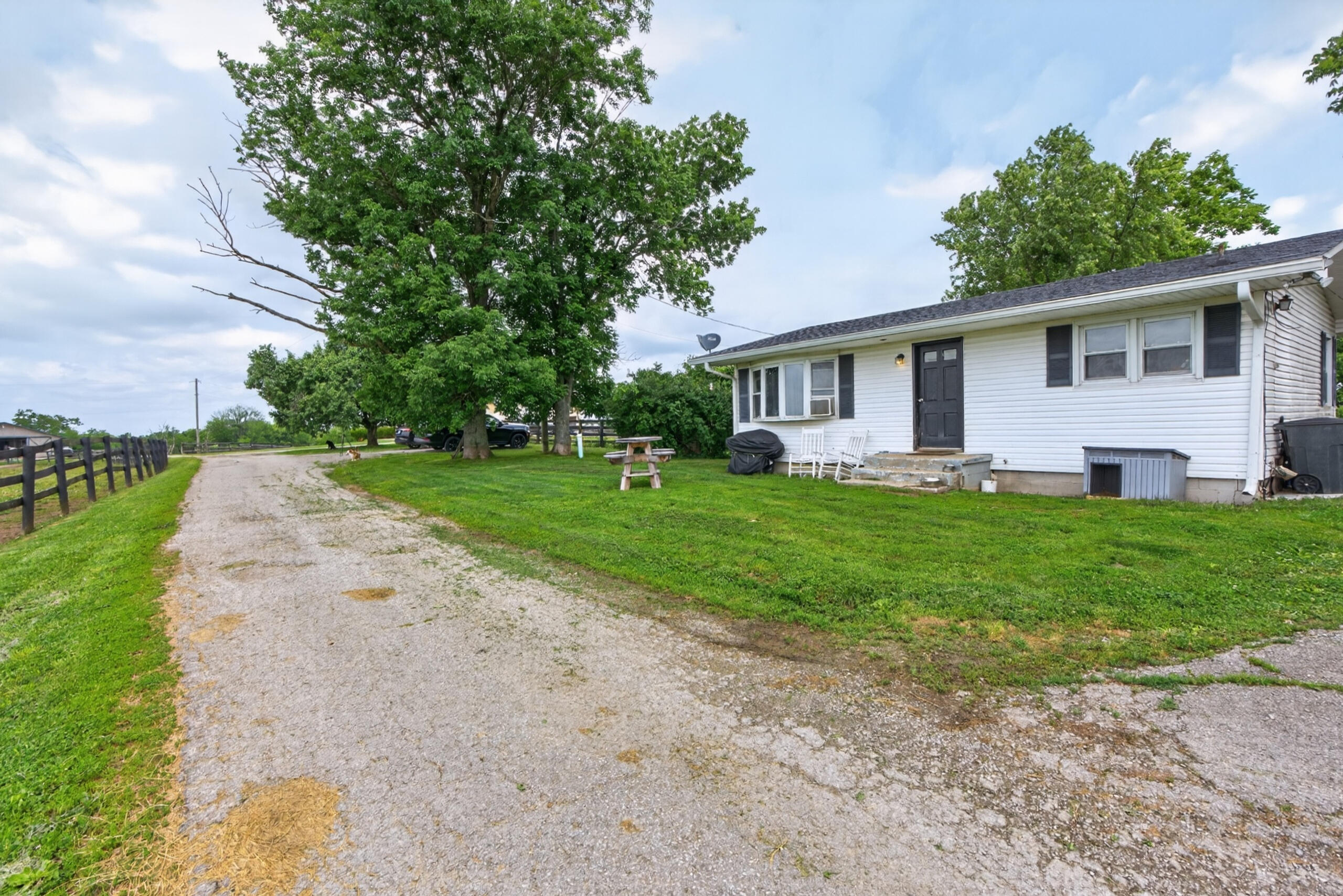 493 Levy Road Property Photo 20