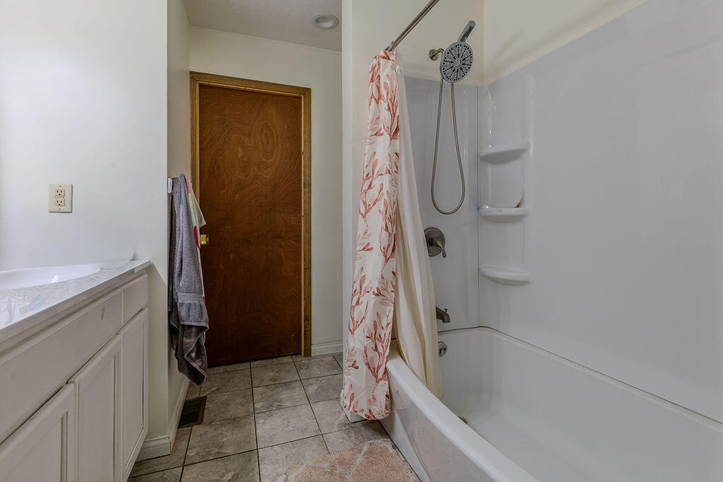 250 Conn Road Property Photo 12