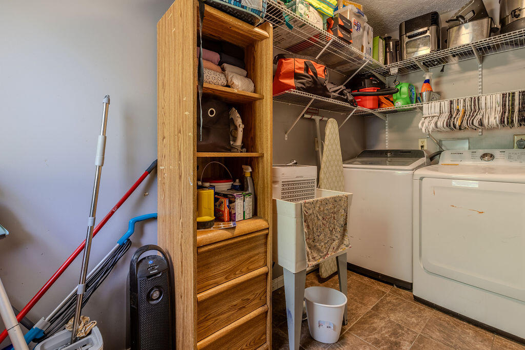 250 Conn Road Property Photo 15