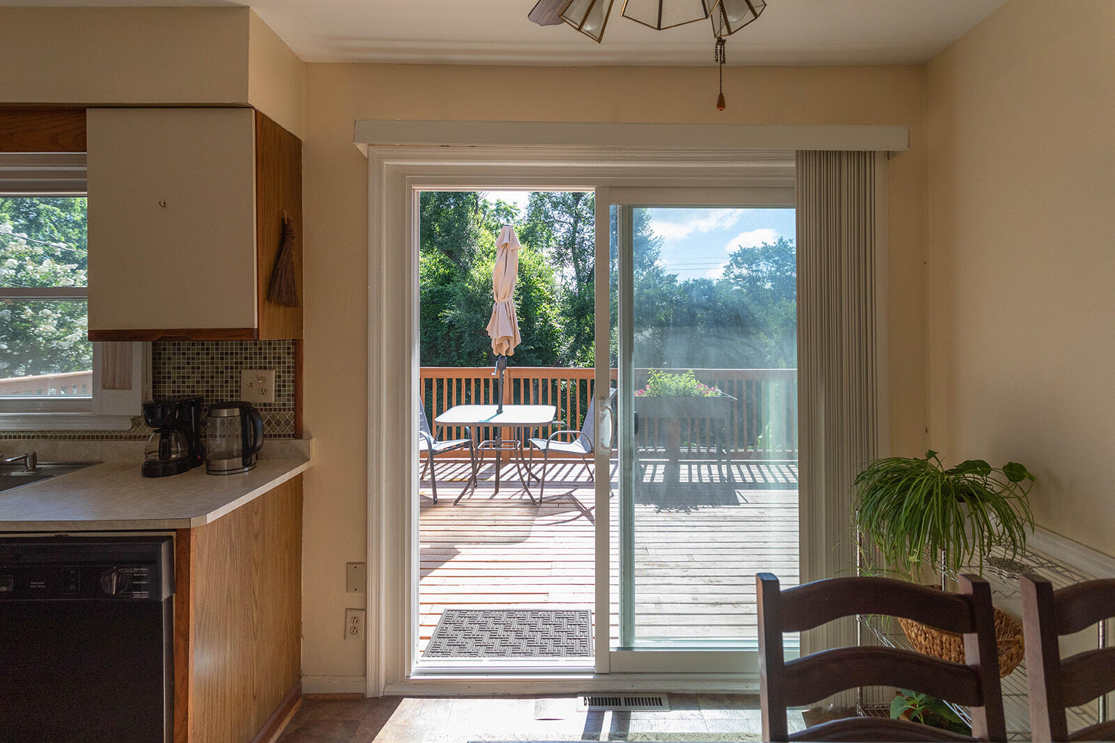 3516 Camelot Drive Property Photo 15