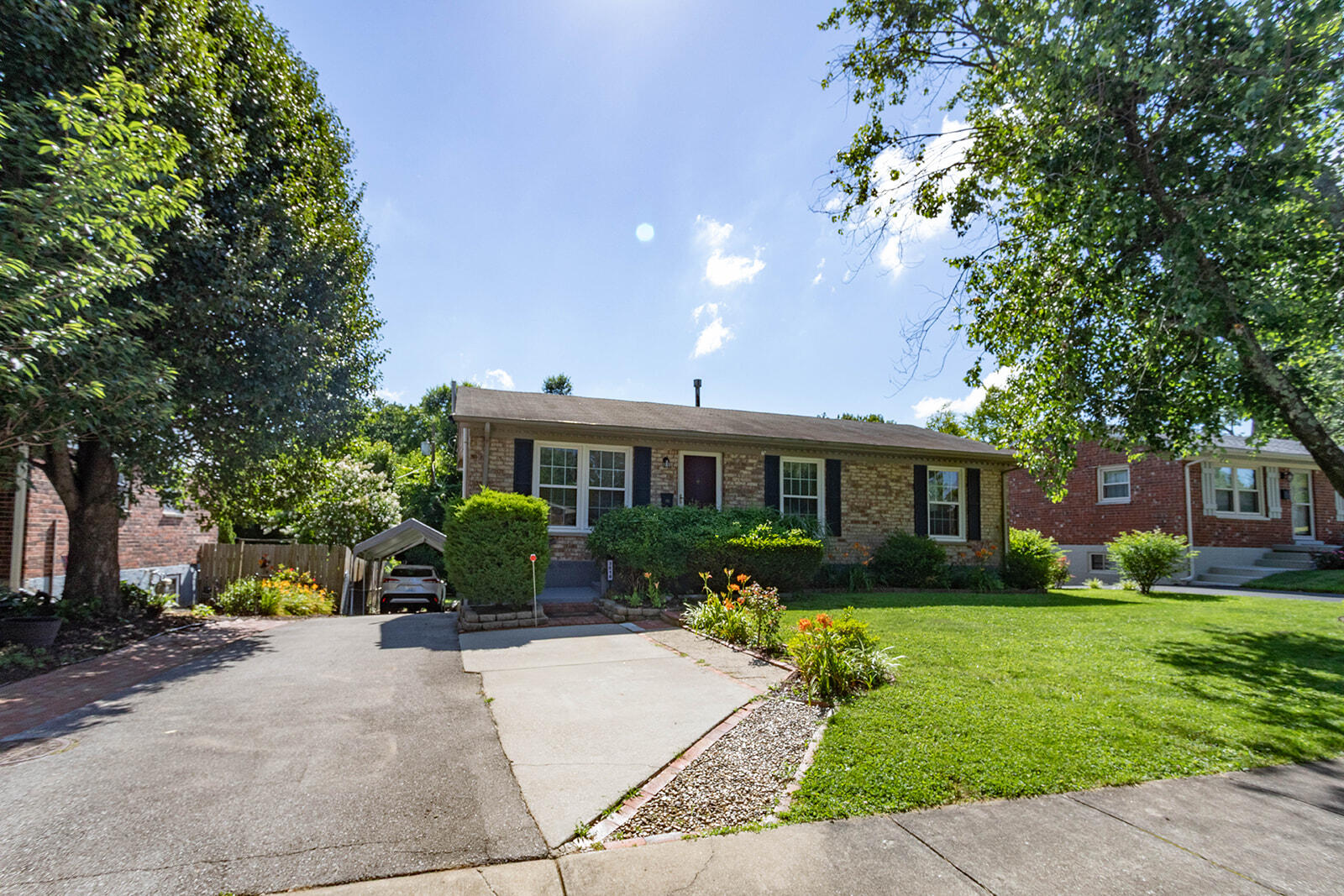 3516 Camelot Drive Property Photo 45