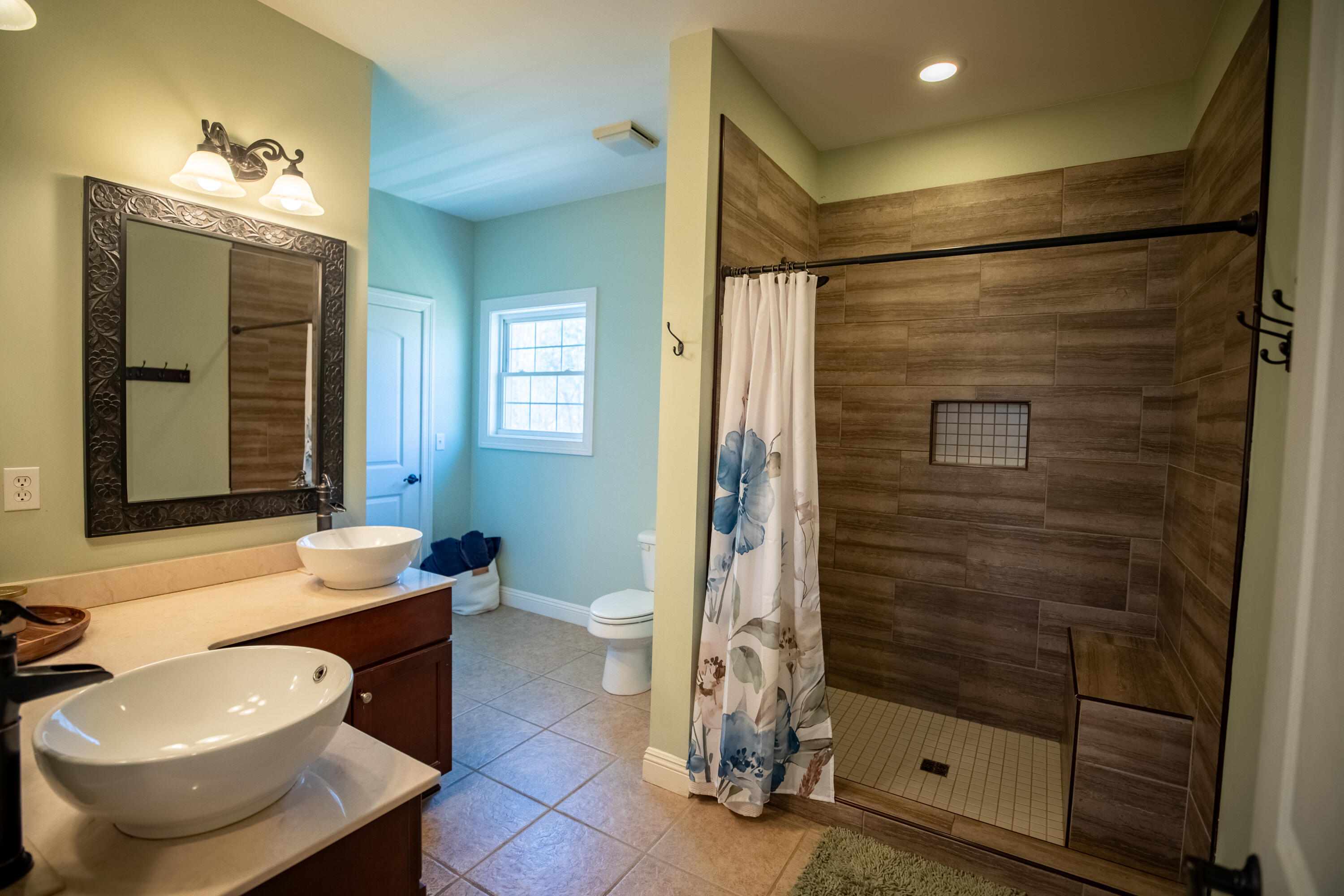 72 Stoneside Drive Property Photo 13