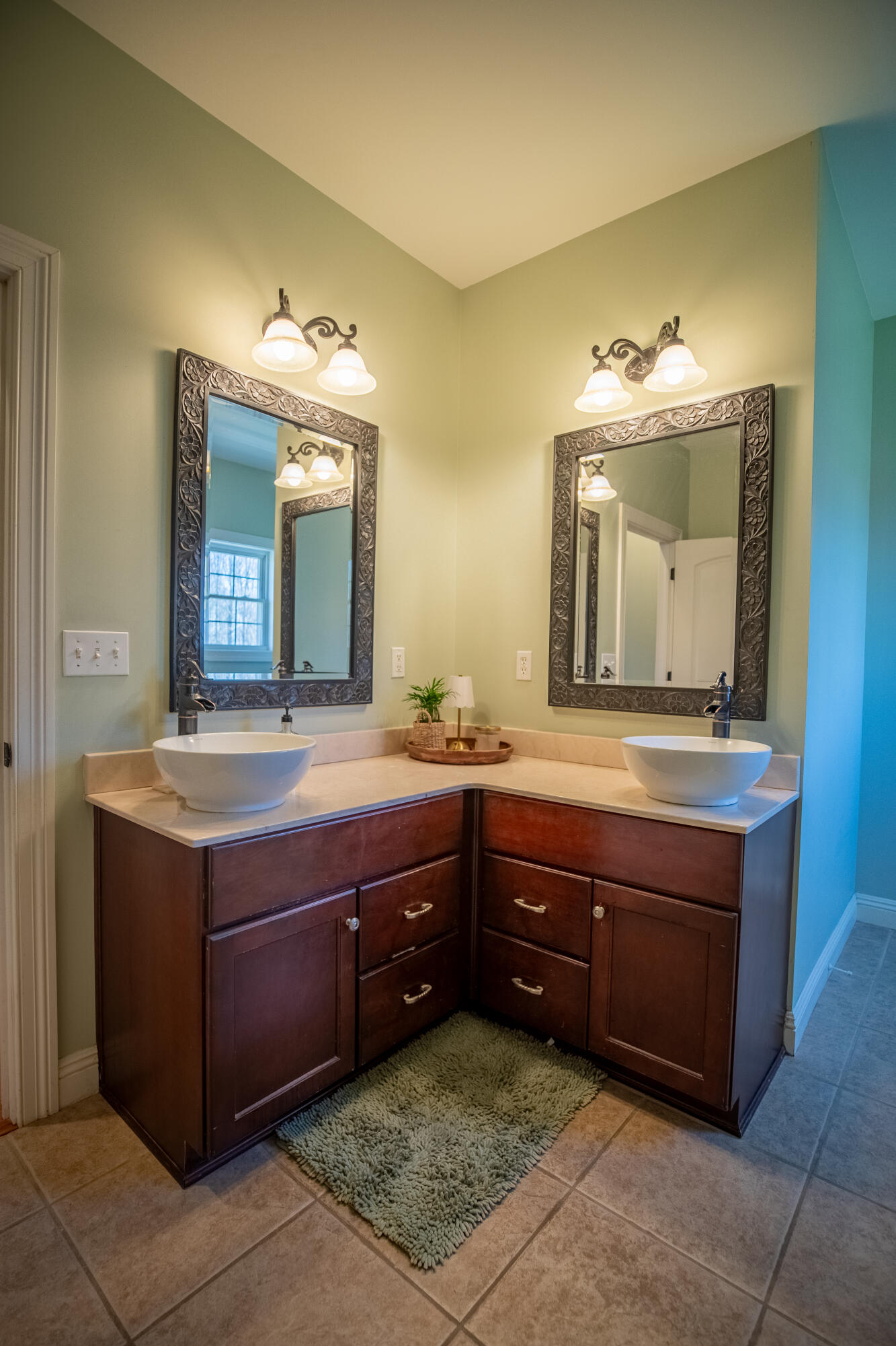 72 Stoneside Drive Property Photo 14