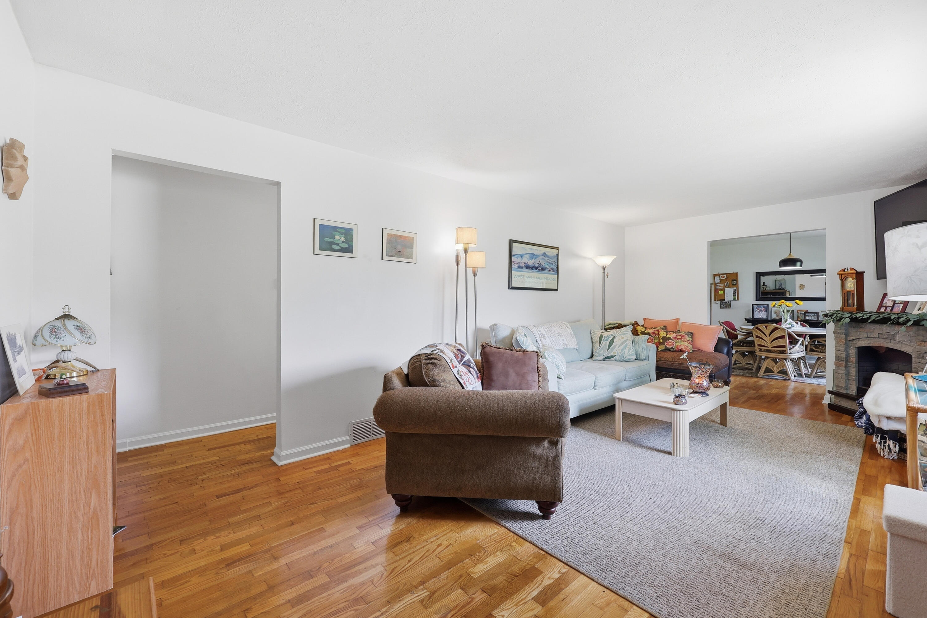 220 Forrest Drive Property Photo 8