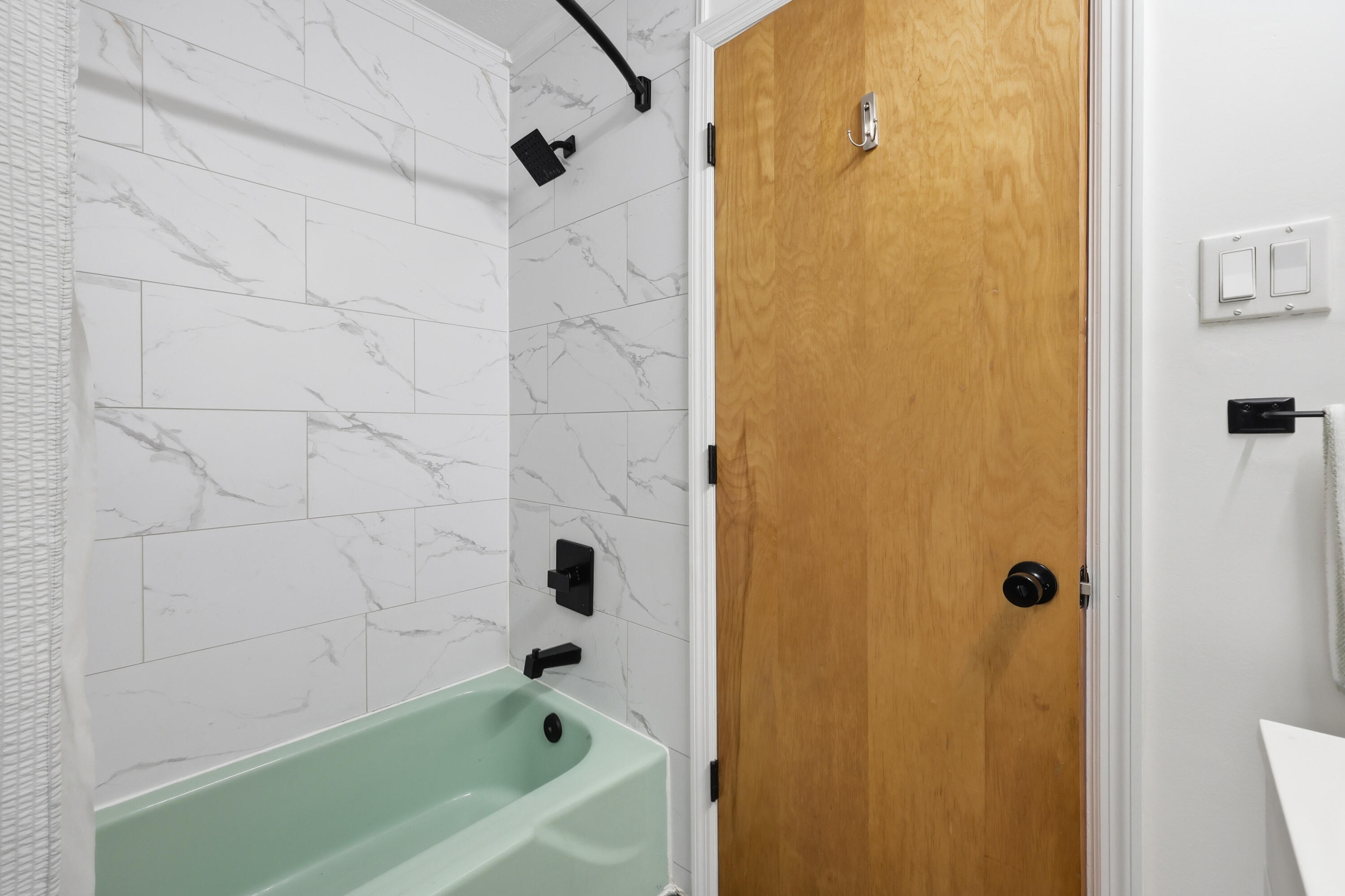 220 Forrest Drive Property Photo 28