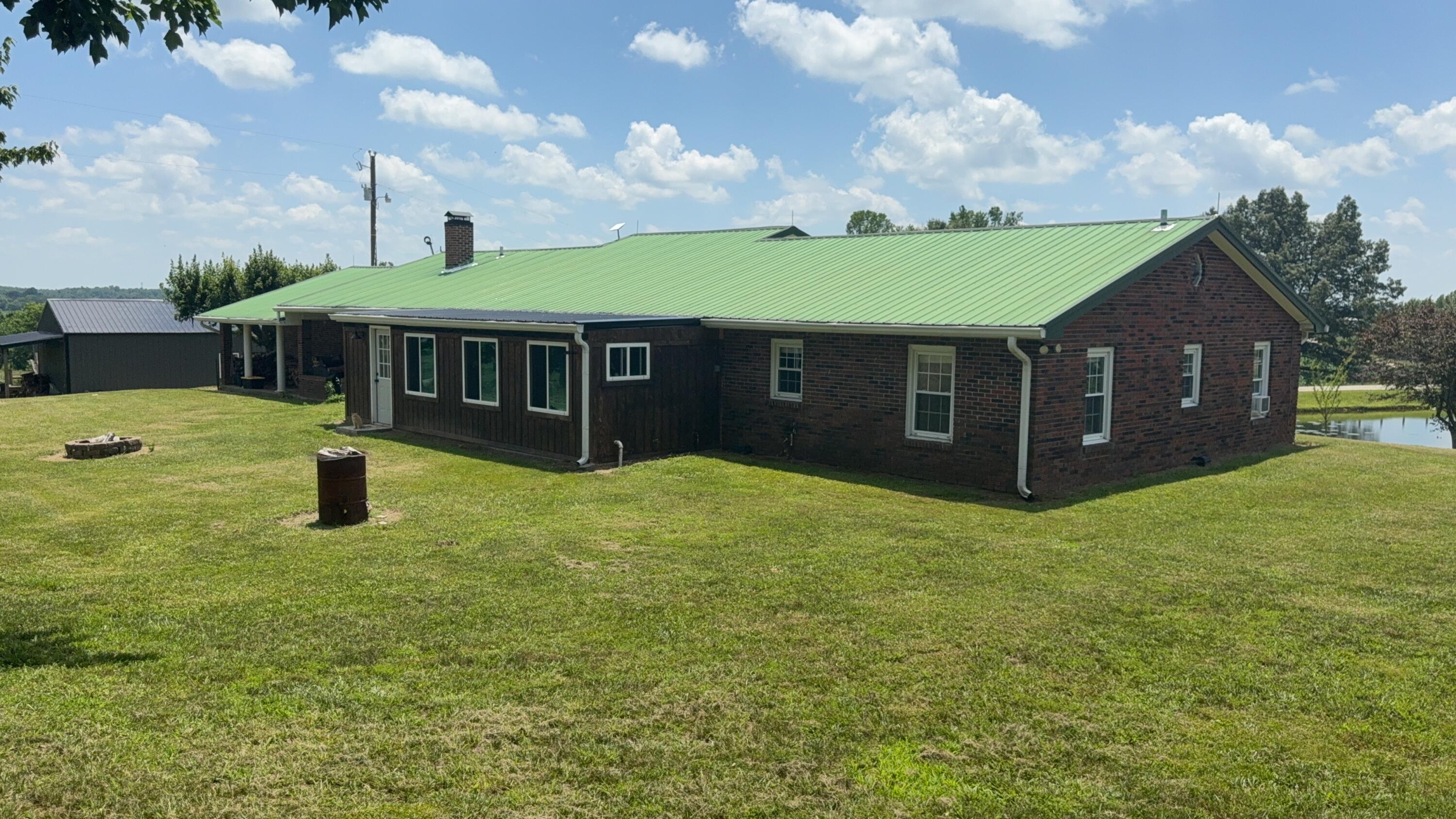979 Walnut Grove School Rd Road Property Photo 3