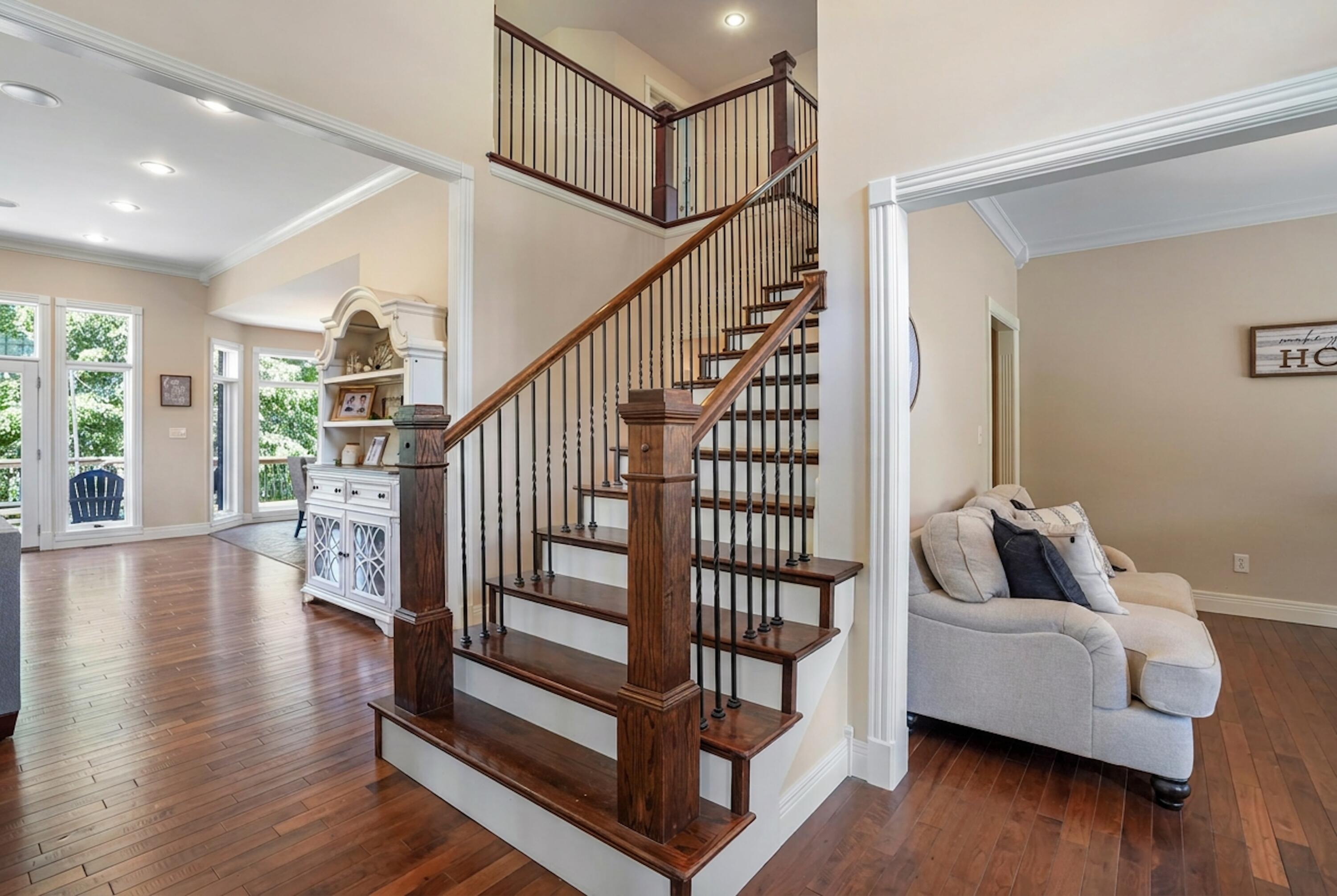 250 Summer Breeze Drive Property Photo 8