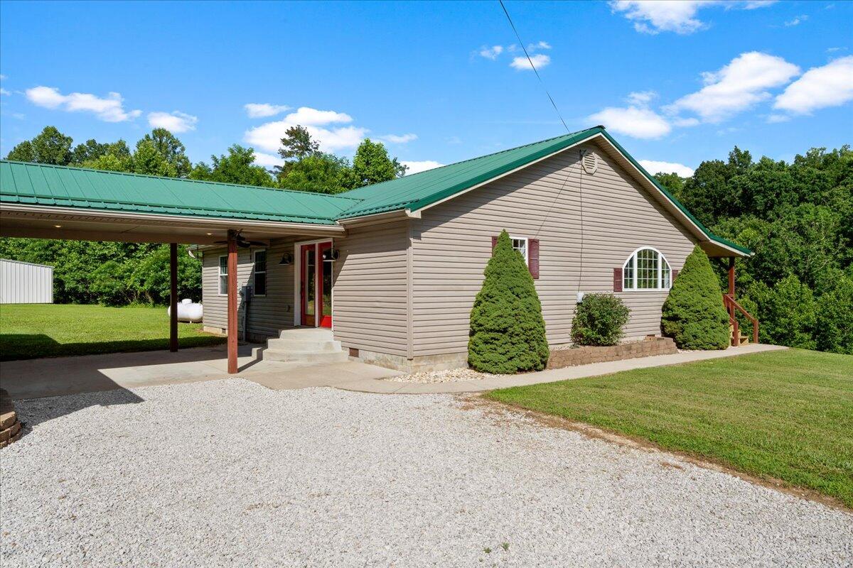 3449 Barkers Branch Road Property Photo 33