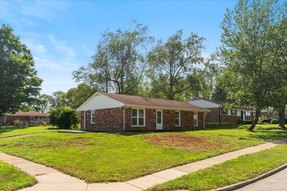 634 Hollow Creek Road Property Photo 2