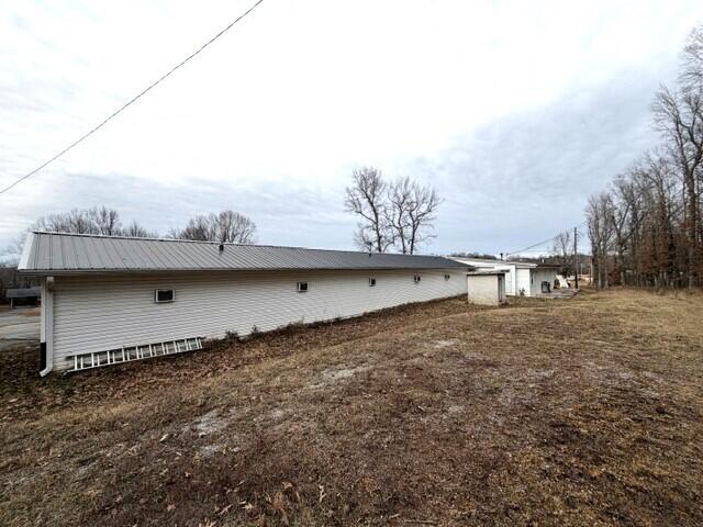 6804 U.s. 641 Property Photo 4
