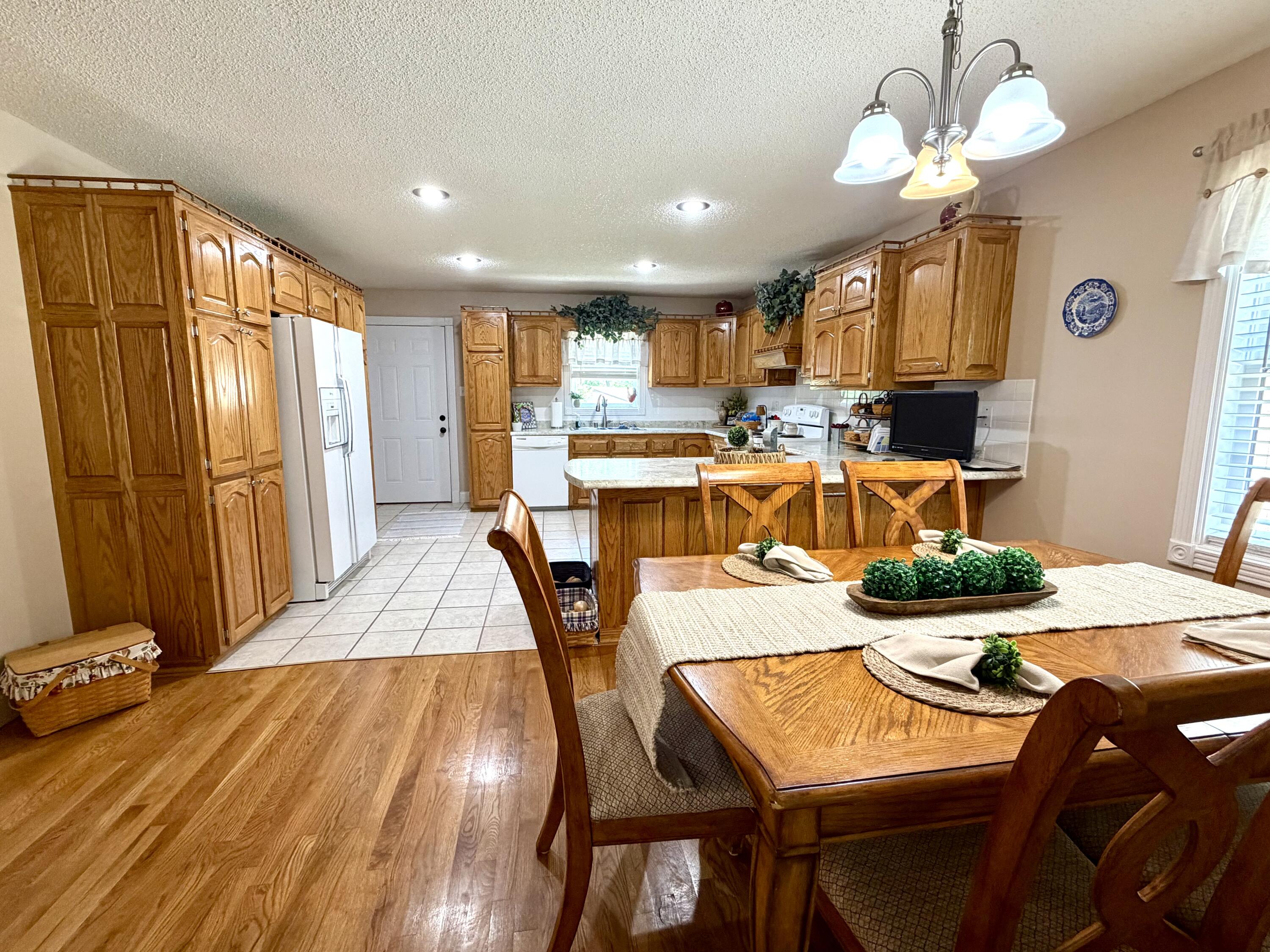 55 E Highway 577 Property Photo 9
