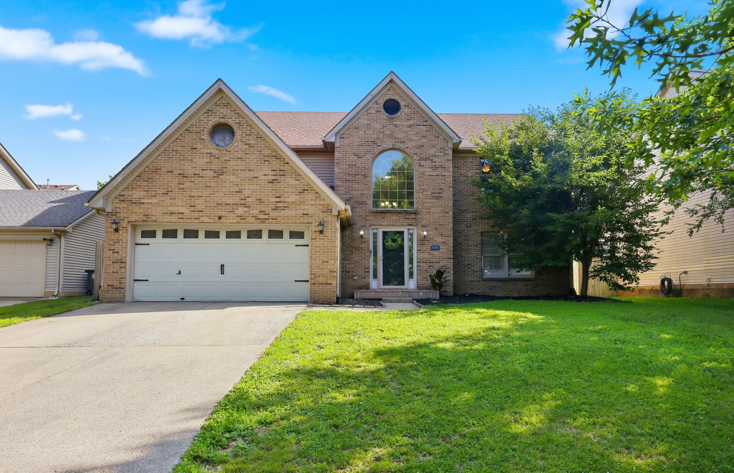 473 Amberley Drive Property Photo 1