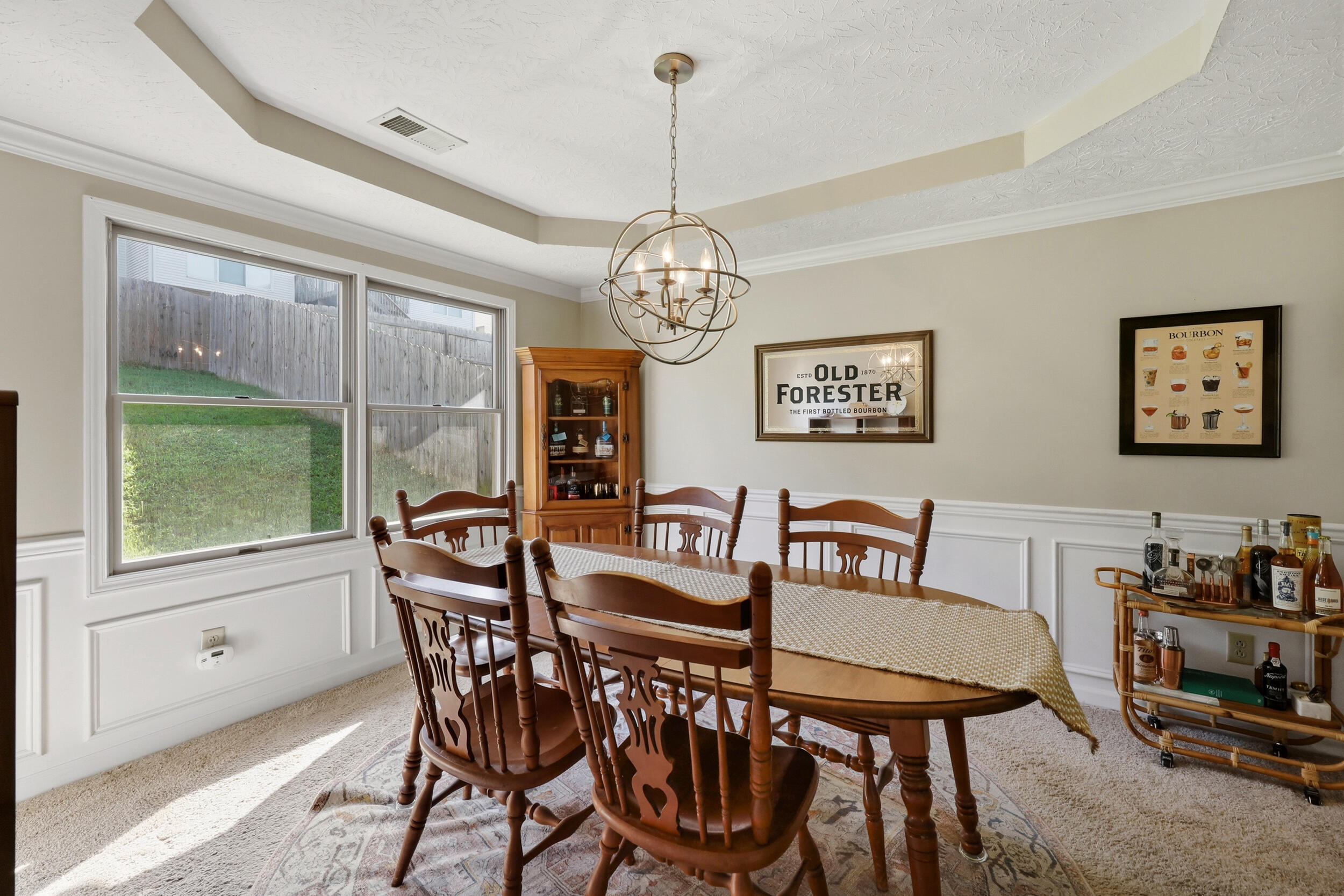 473 Amberley Drive Property Photo 10