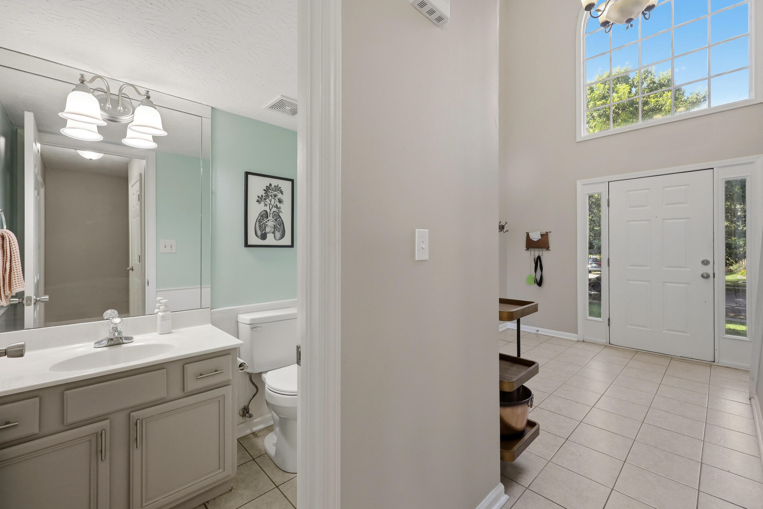 473 Amberley Drive Property Photo 11