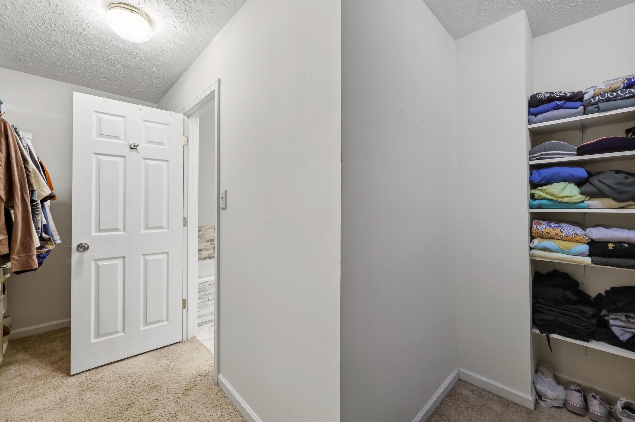 473 Amberley Drive Property Photo 31