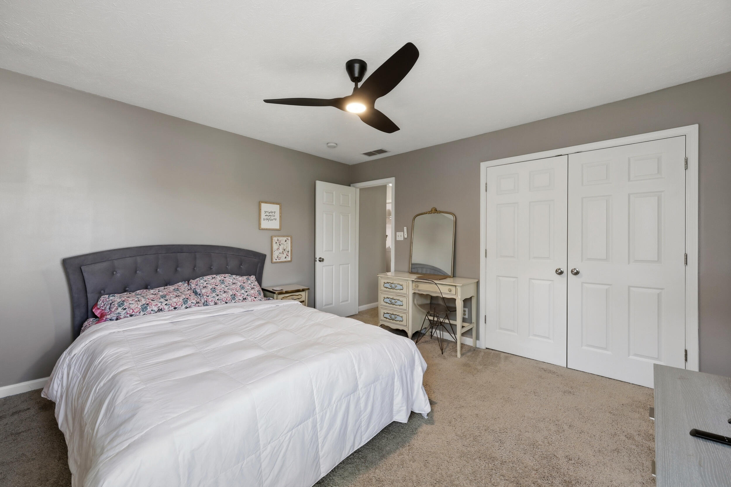 473 Amberley Drive Property Photo 38