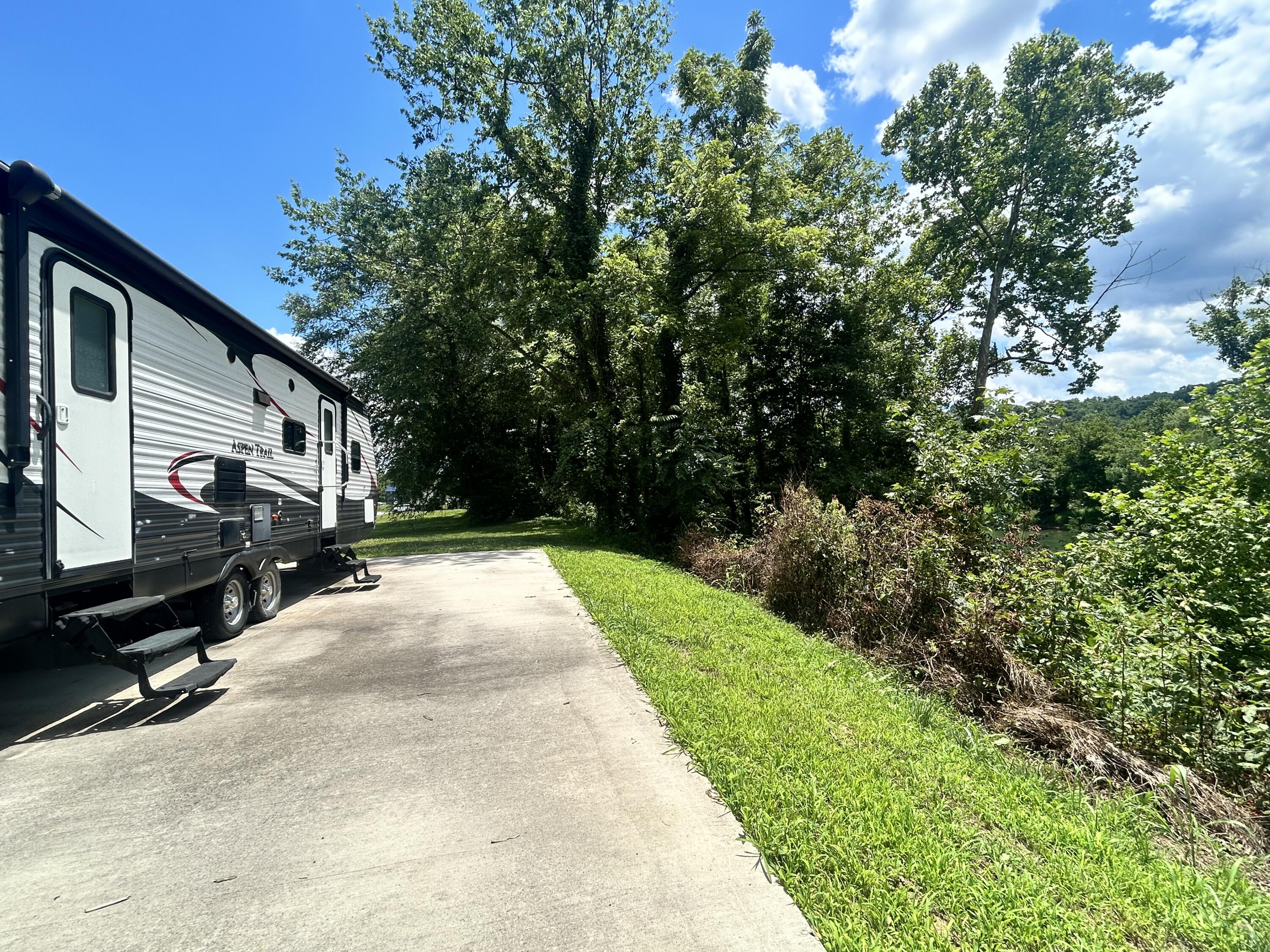15 River Spur West Property Photo 4