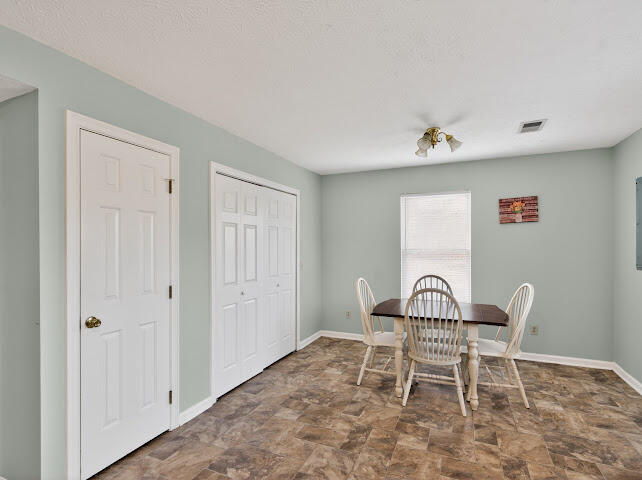502 Tecumseh Trail A Property Photo 6